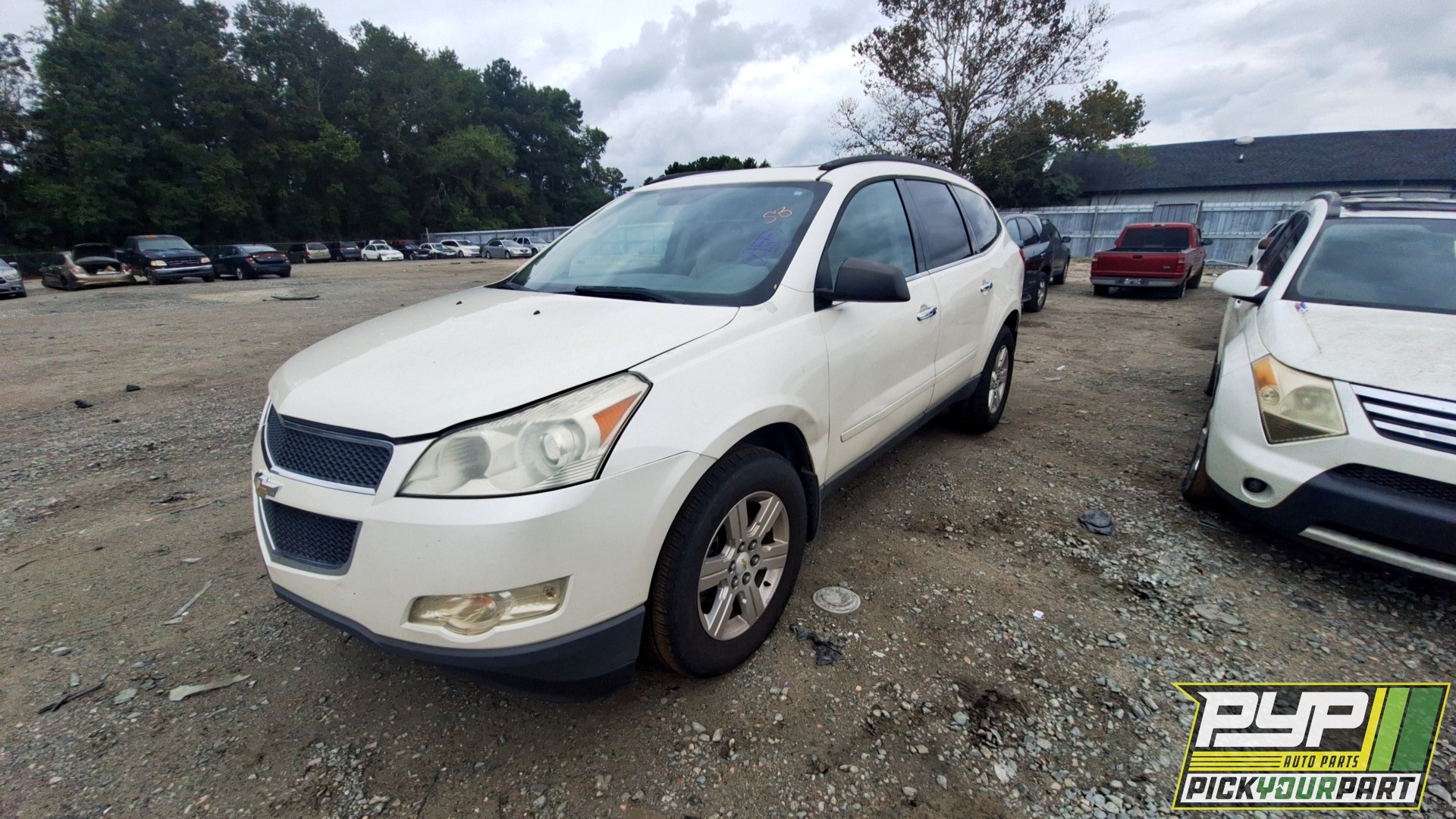 2011 CHEVROLET TRAVERSE available for parts