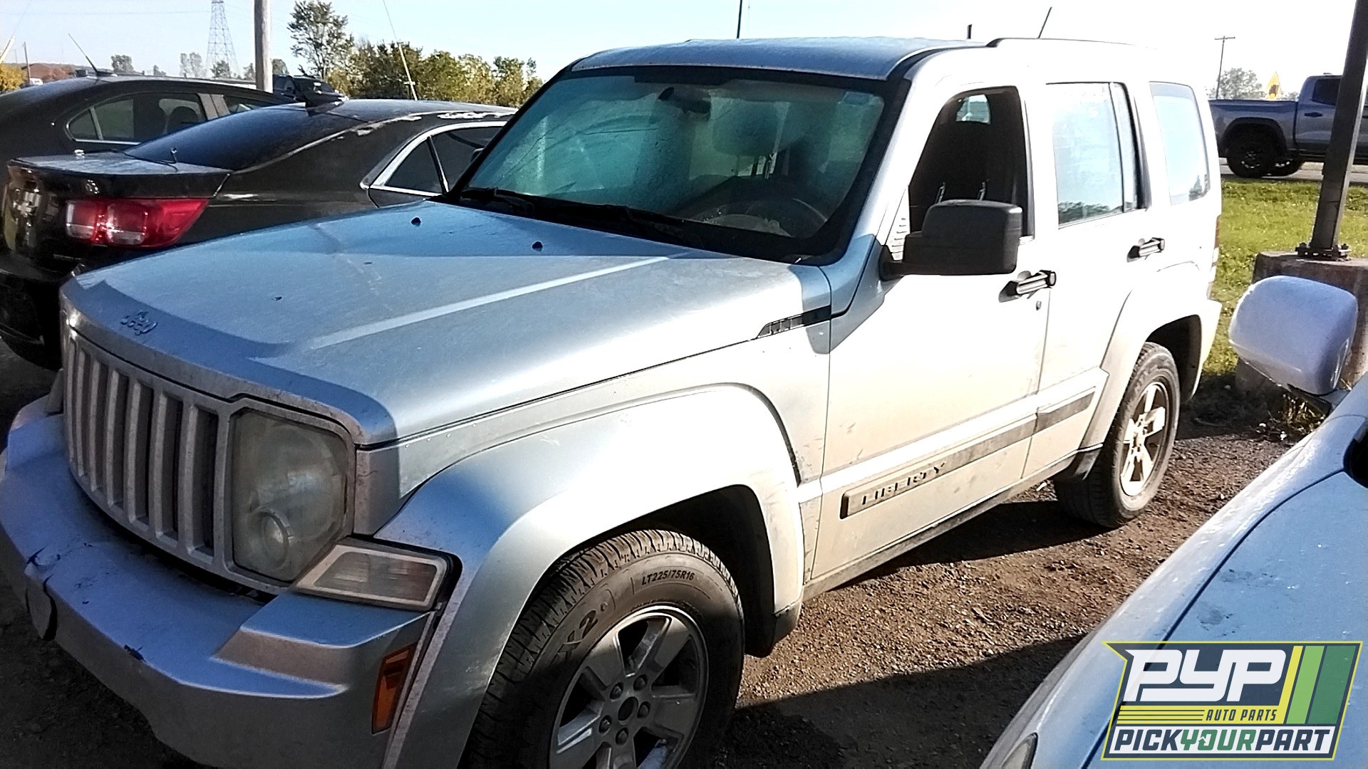 2012 JEEP LIBERTY available for parts
