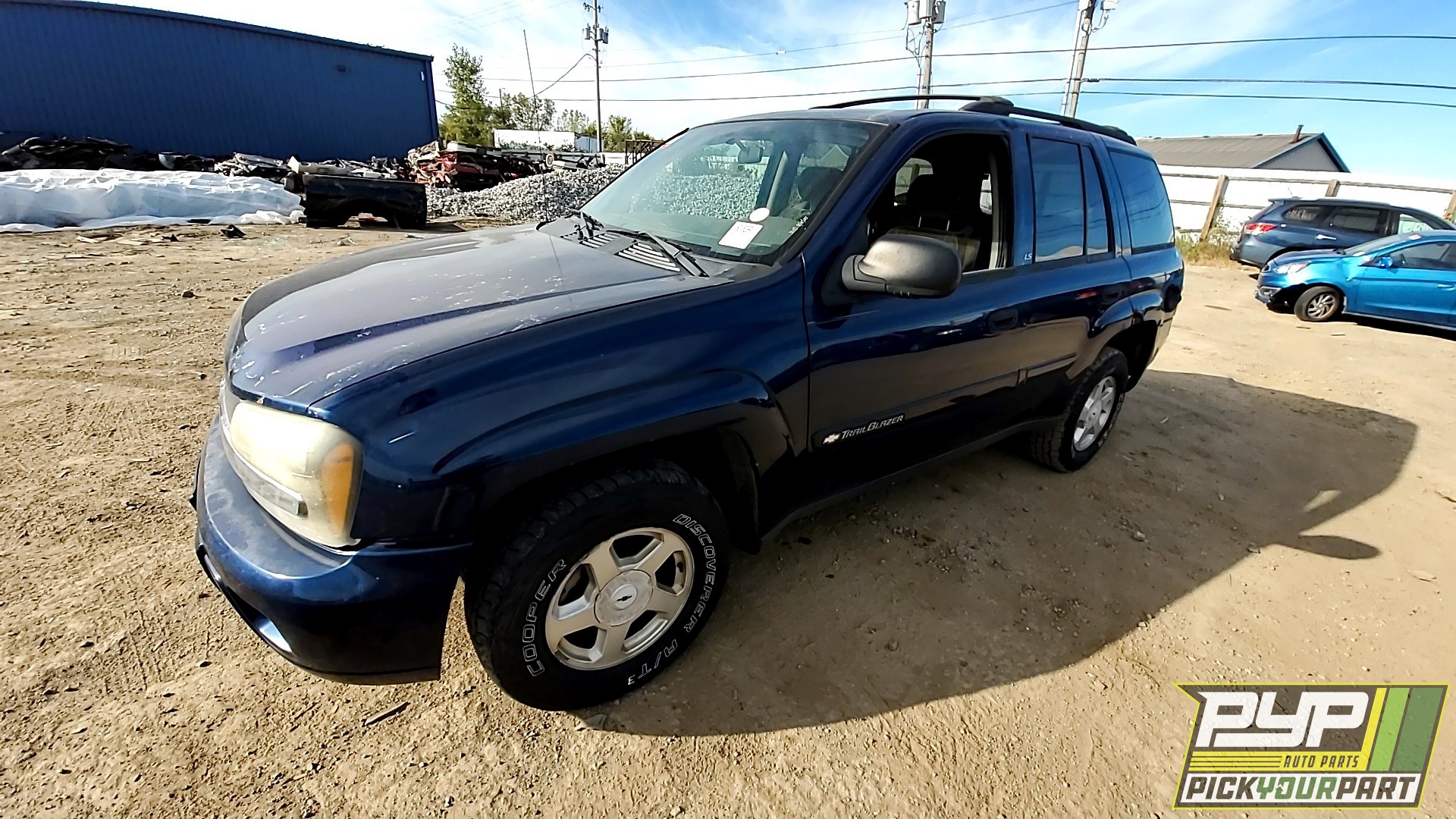 2002 CHEVROLET TRAILBLAZER available for parts