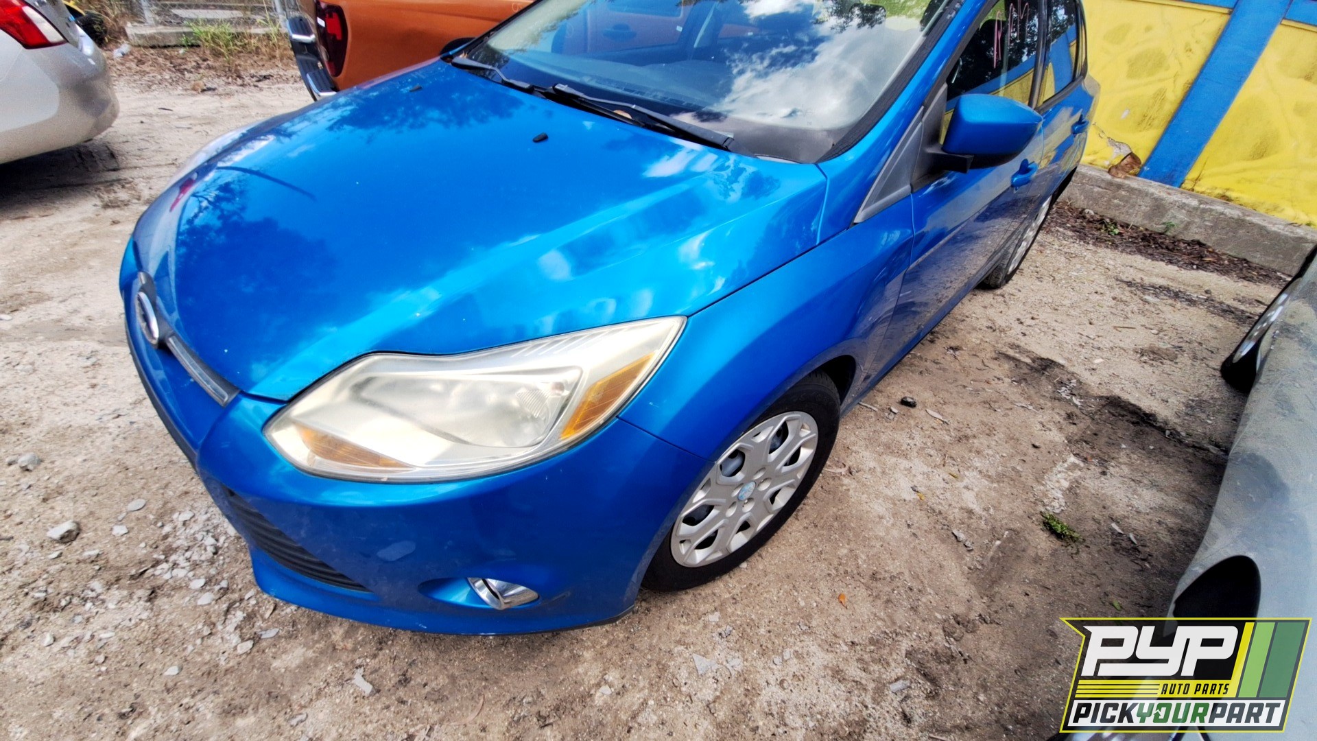 2012 FORD FOCUS available for parts