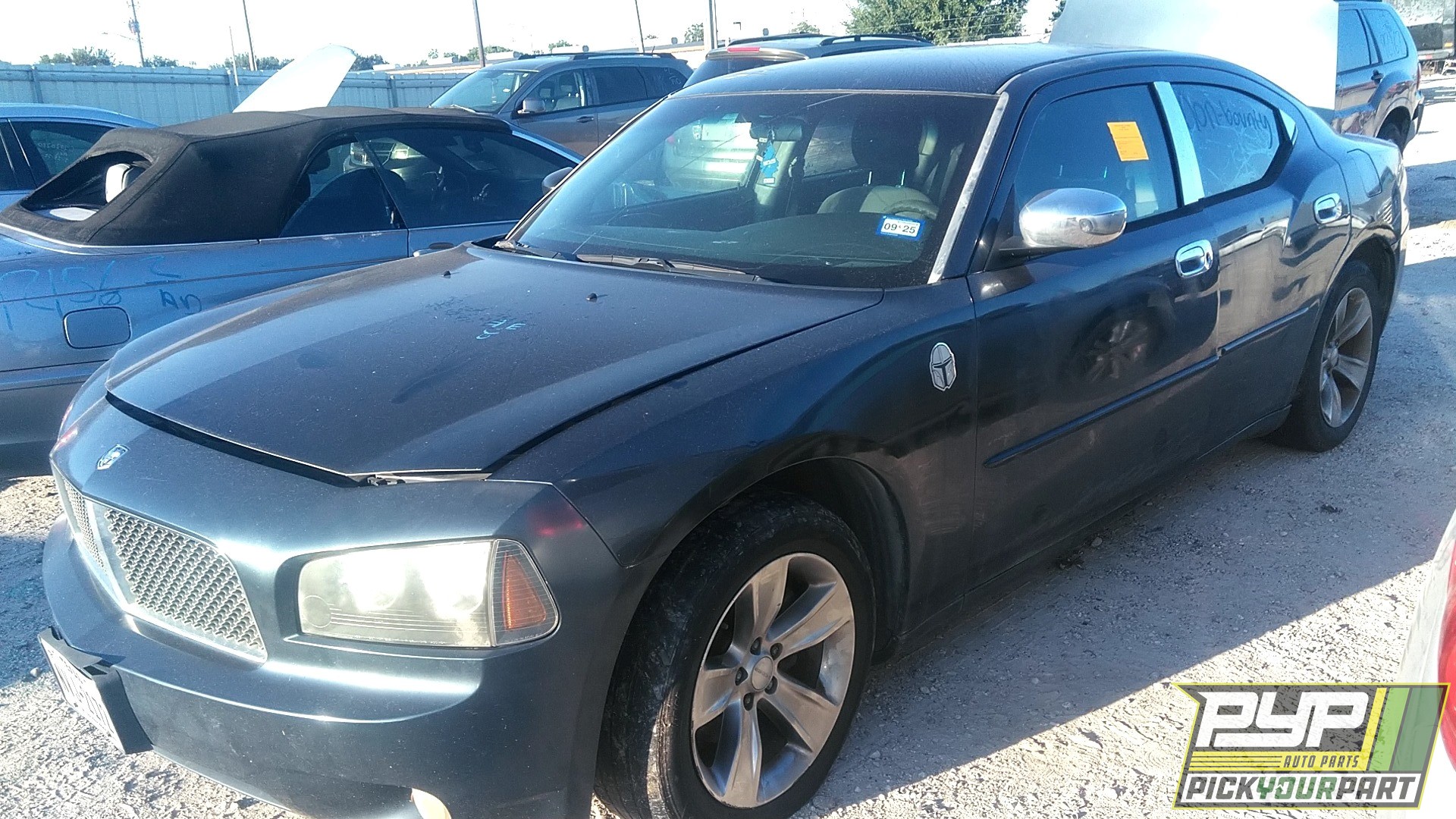 2007 DODGE CHARGER available for parts