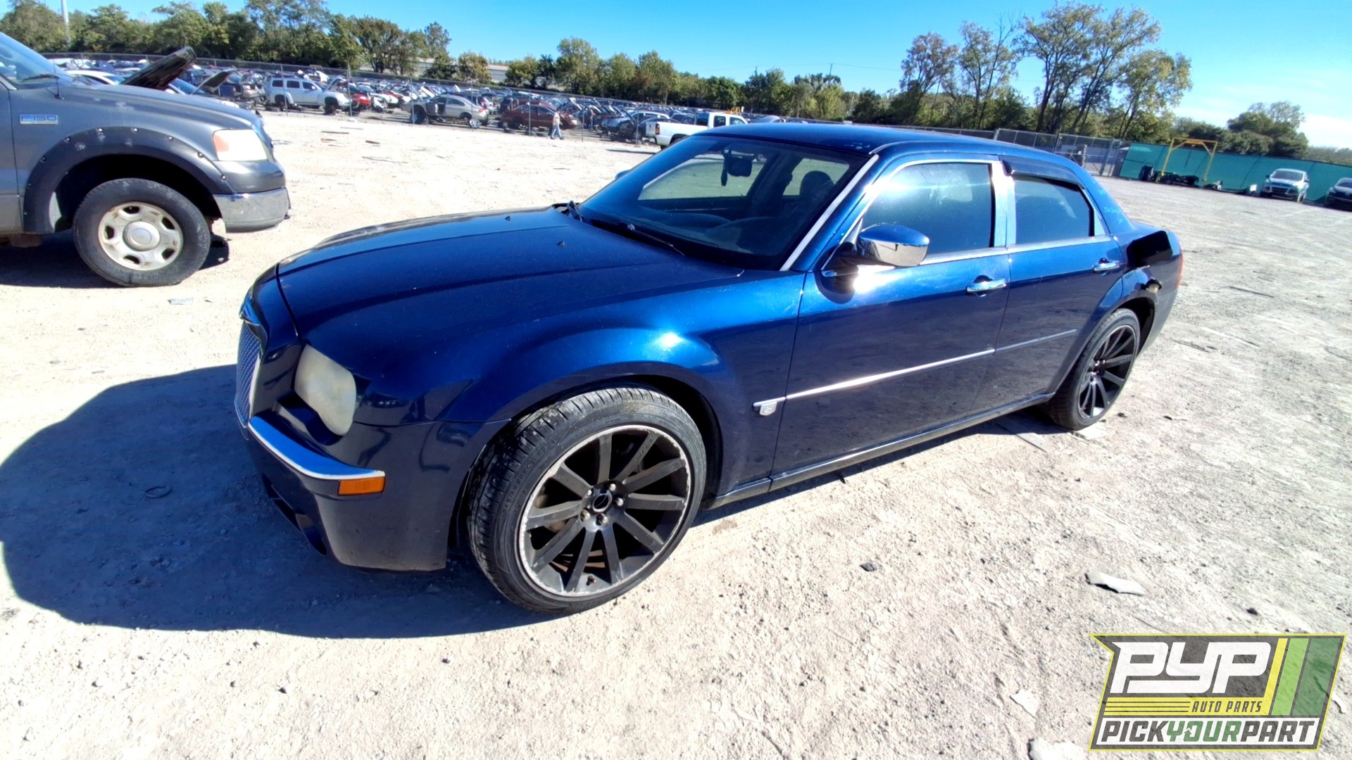 2006 CHRYSLER 300 available for parts