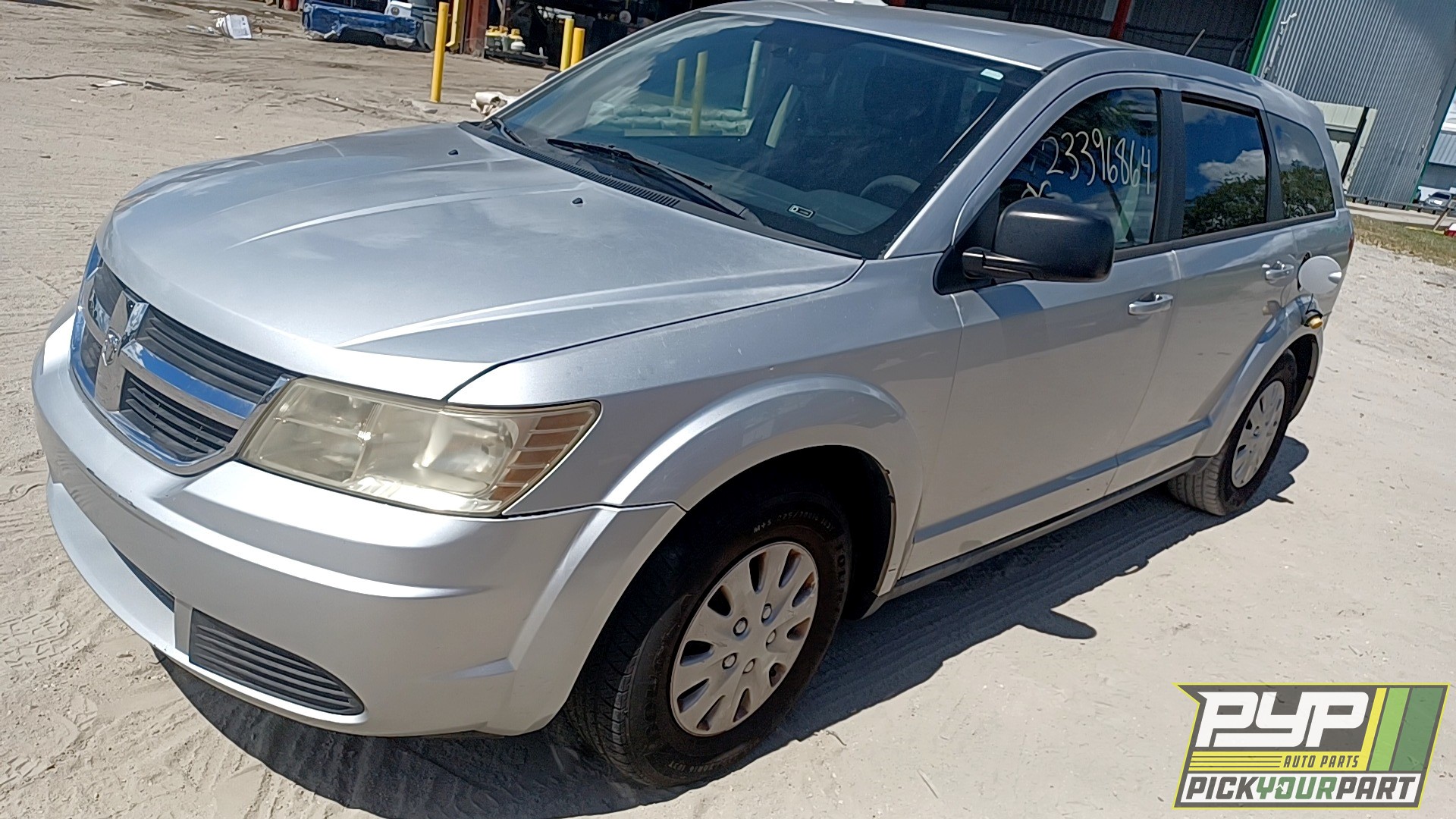 2009 DODGE JOURNEY available for parts