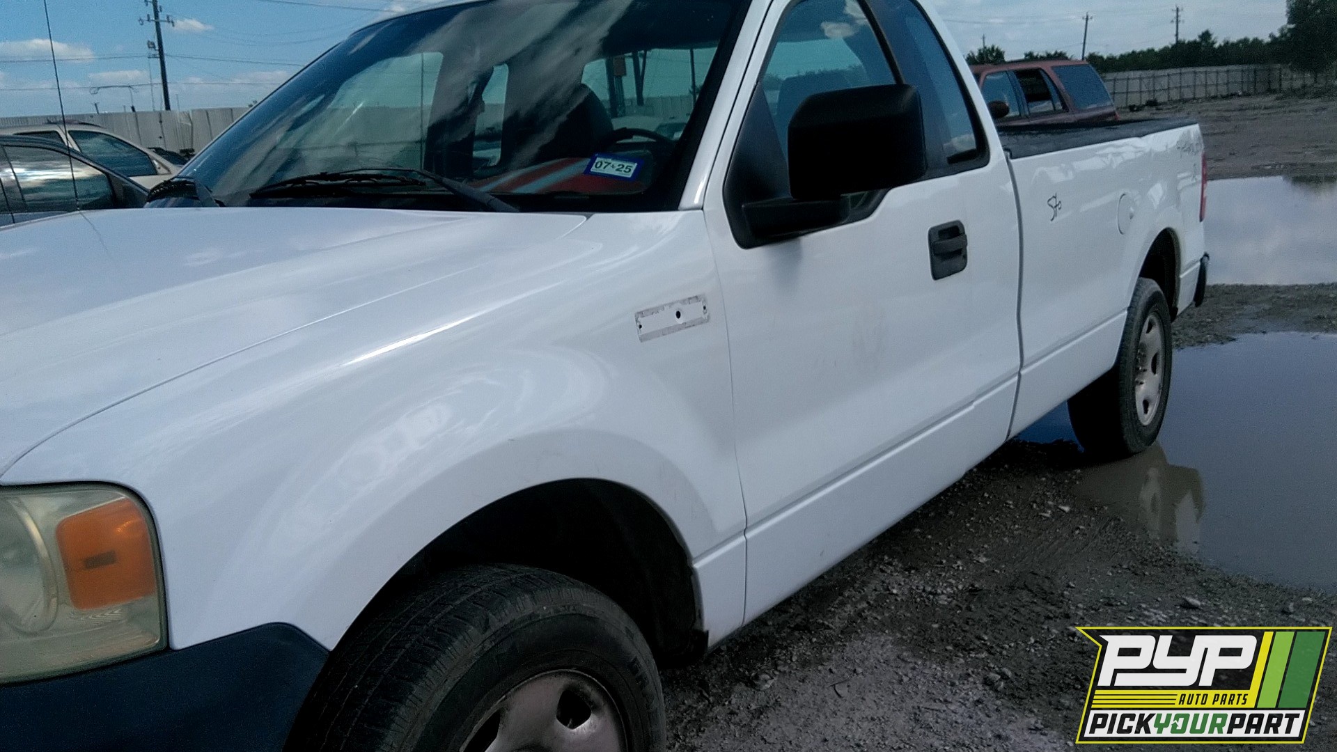 2006 FORD F-150 available for parts