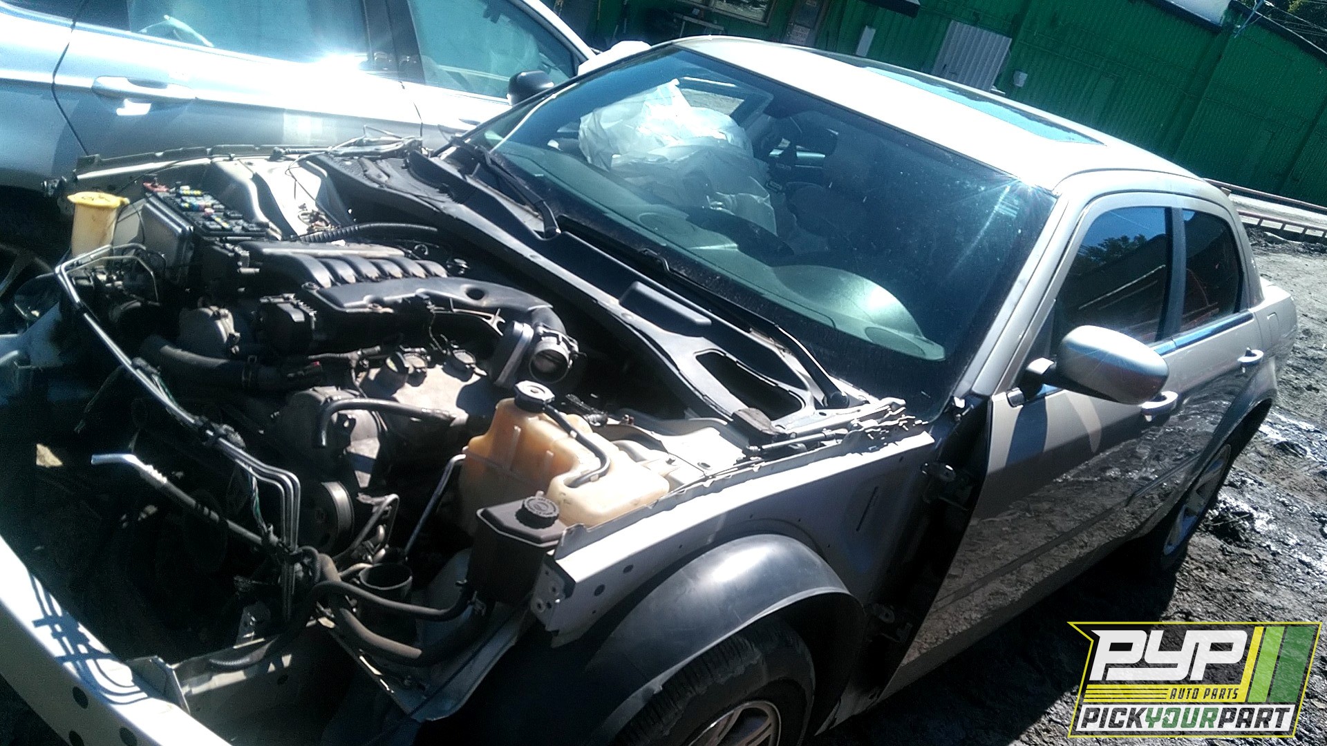 2006 CHRYSLER 300 available for parts