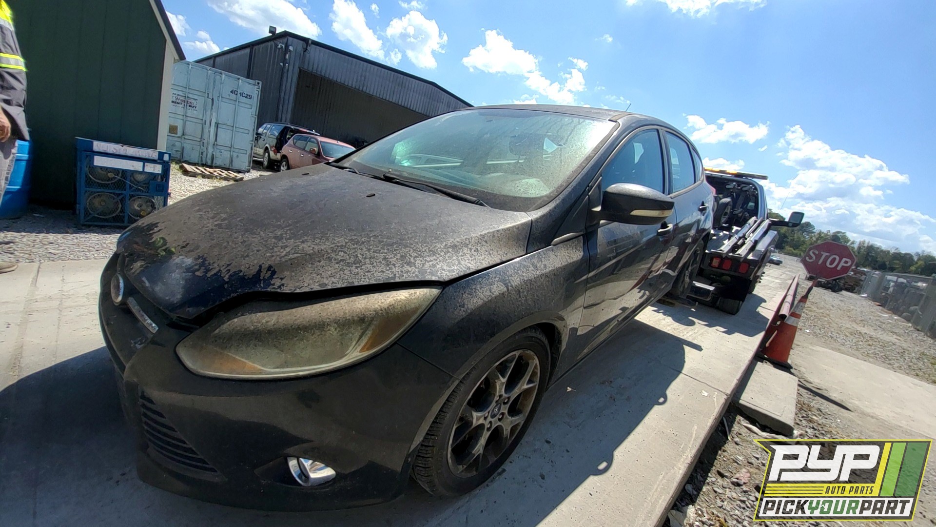 2014 FORD FOCUS available for parts