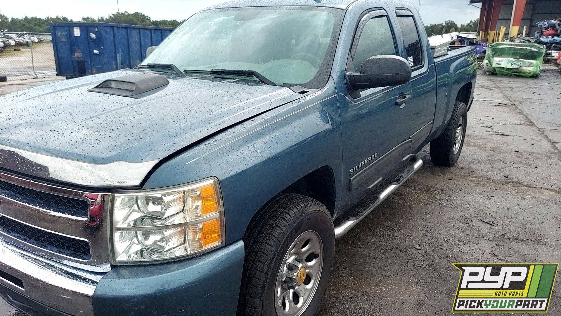 2011 CHEVROLET SILVERADO 1500 available for parts