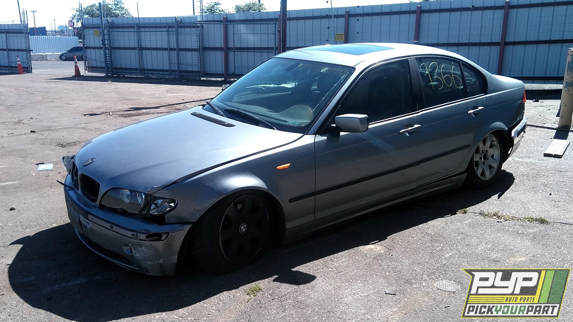 2004 BMW 325XI partes disponibles
