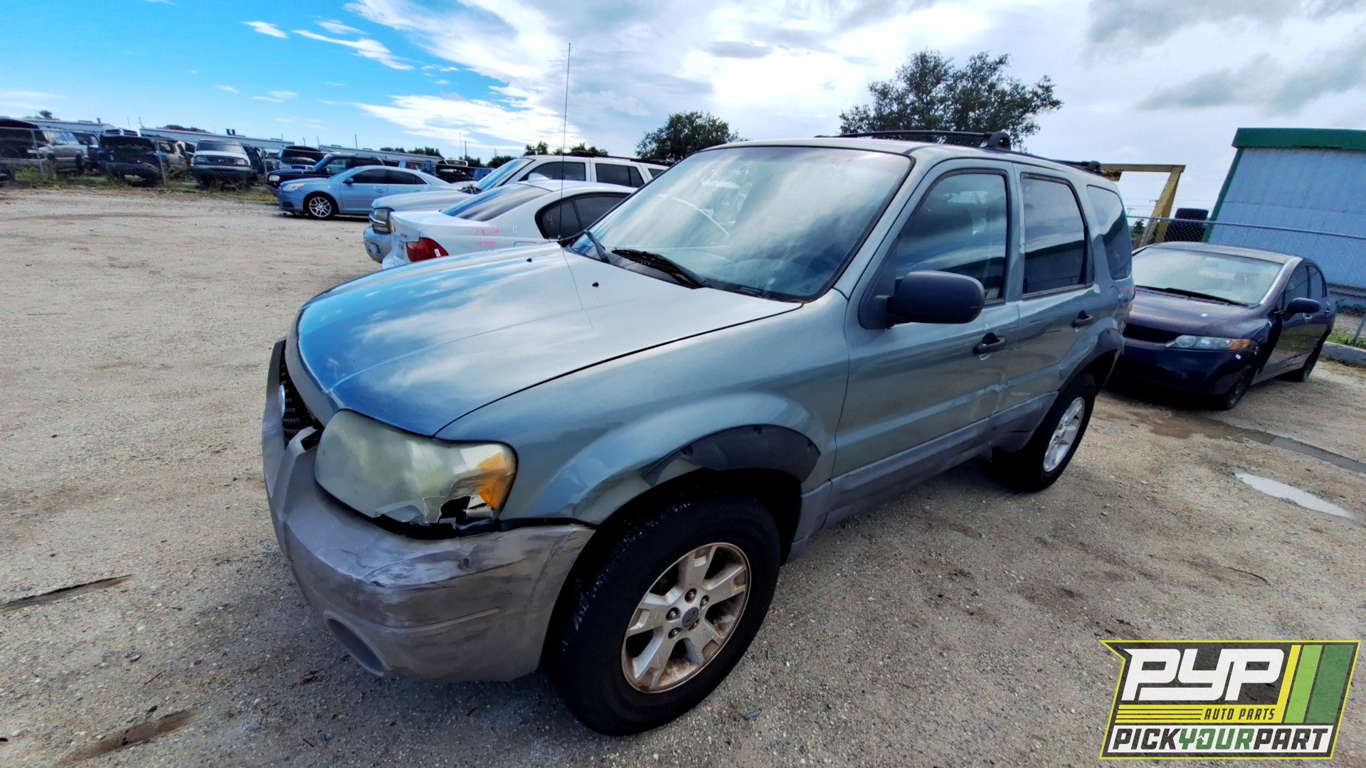 2006 FORD ESCAPE available for parts