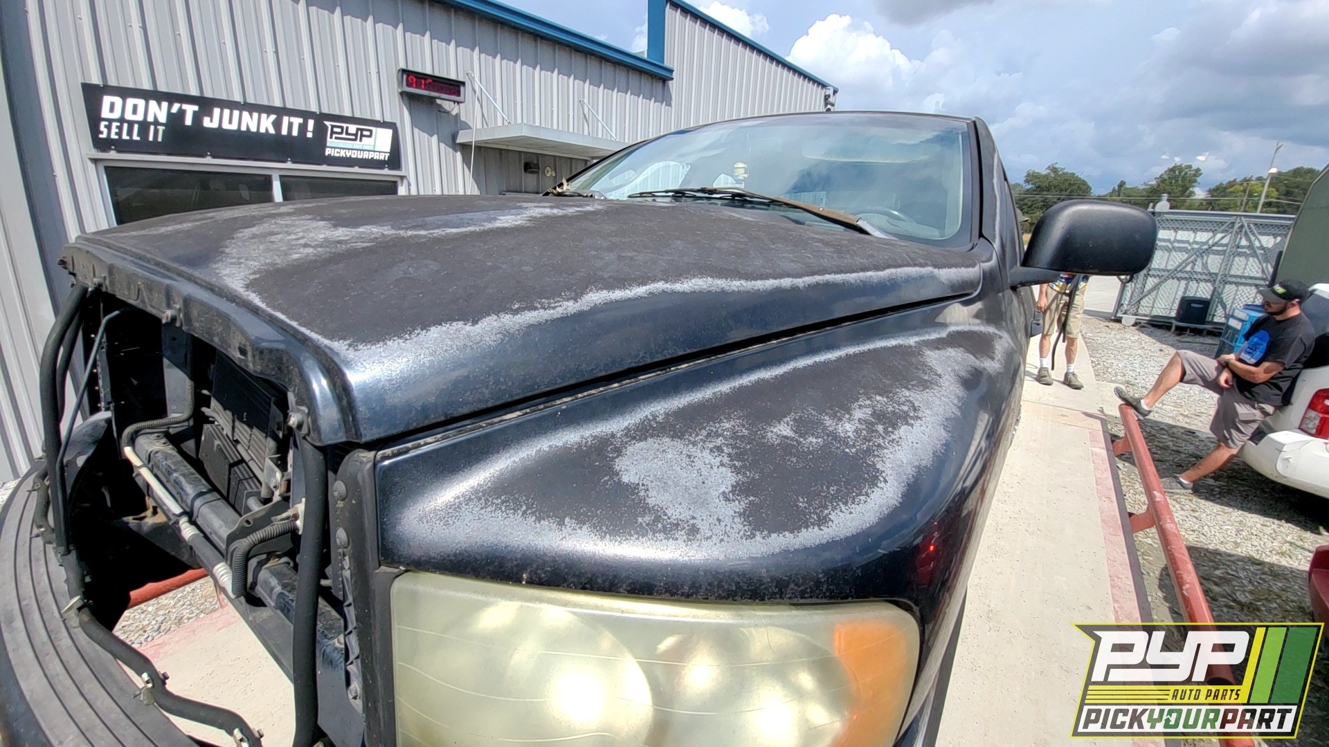 2002 DODGE RAM 1500 available for parts