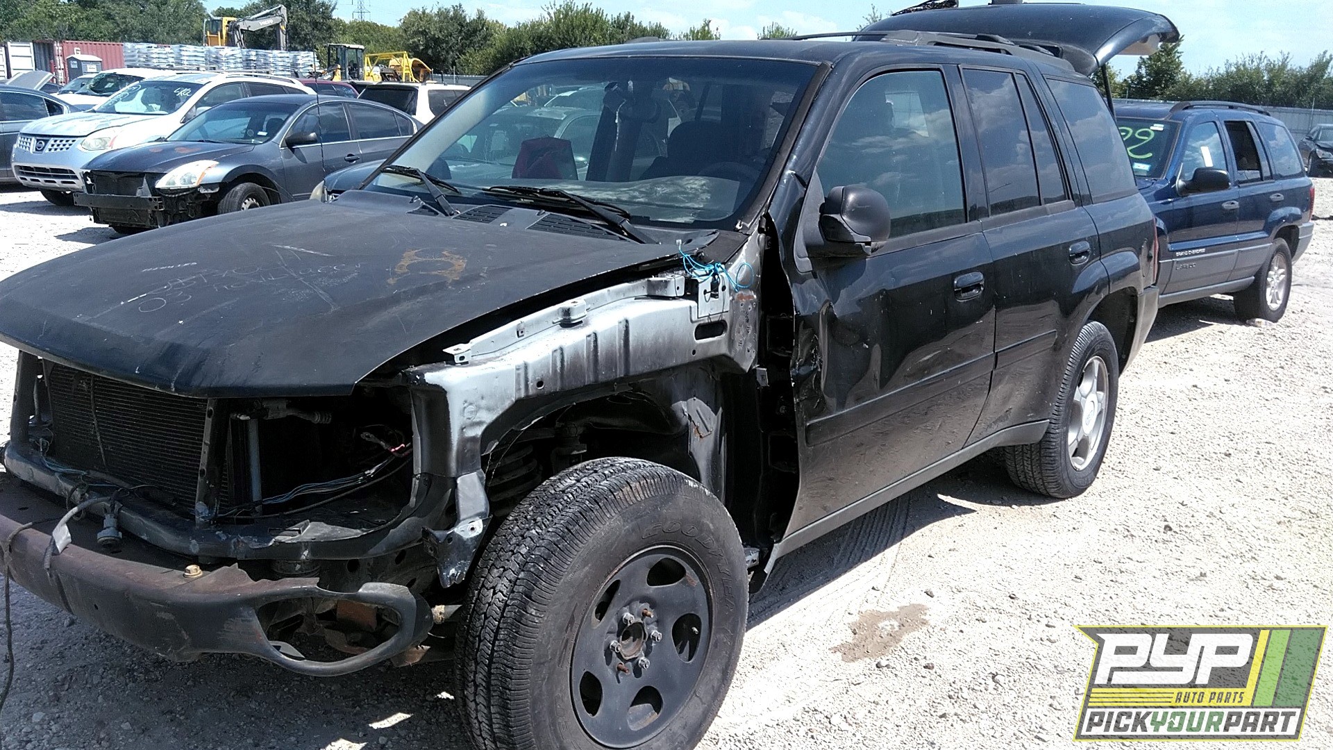2009 CHEVROLET TRAILBLAZER available for parts