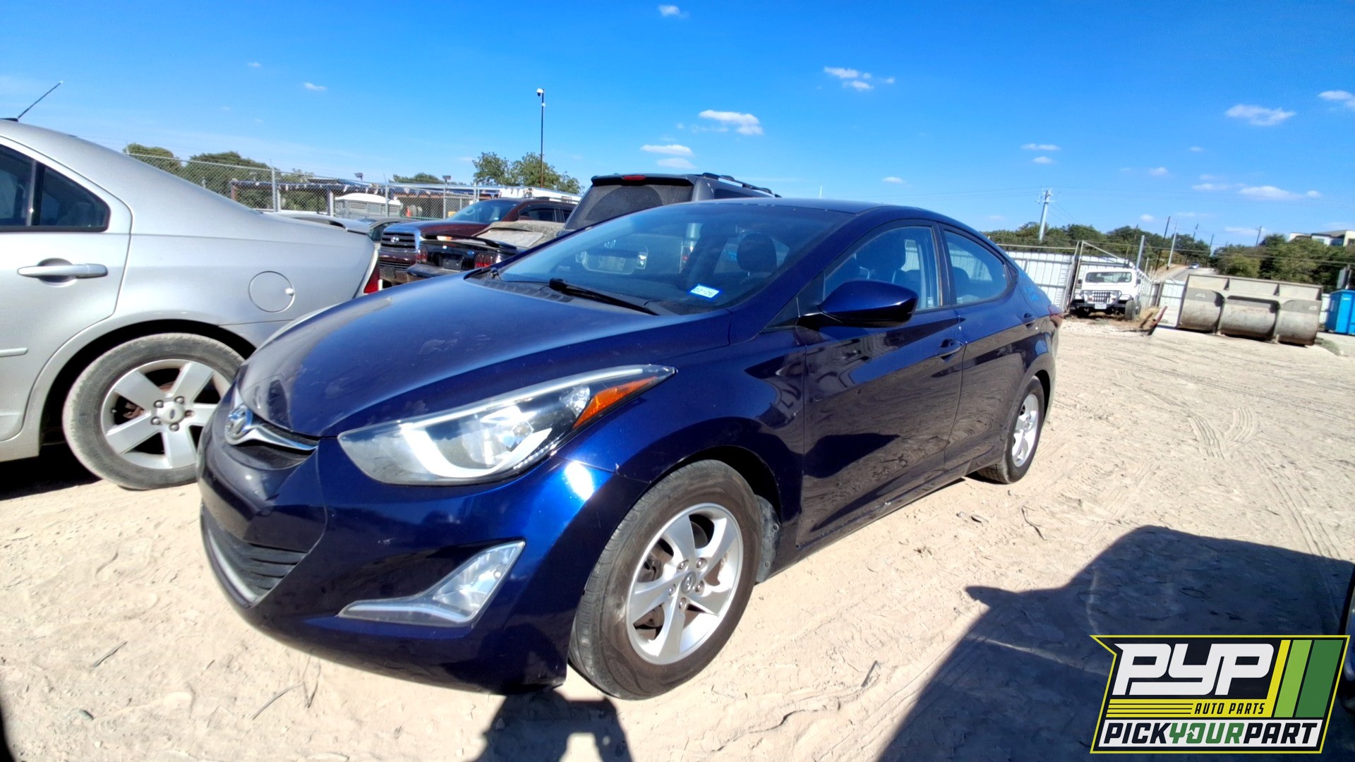 2014 HYUNDAI ELANTRA available for parts