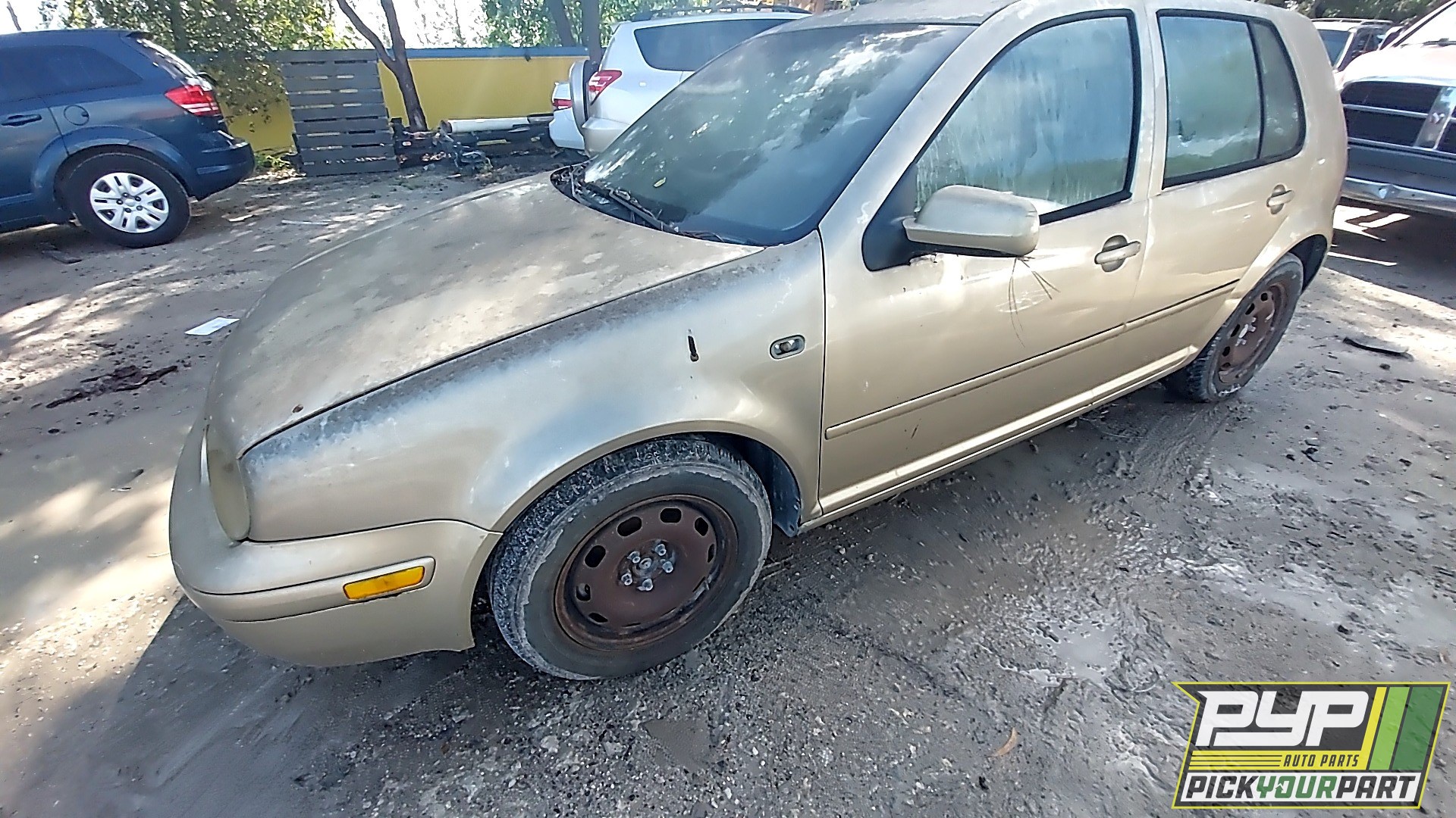 2004 VOLKSWAGEN GOLF partes disponibles