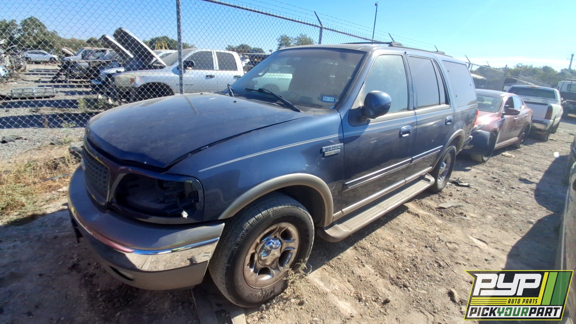 2002 FORD EXPEDITION available for parts