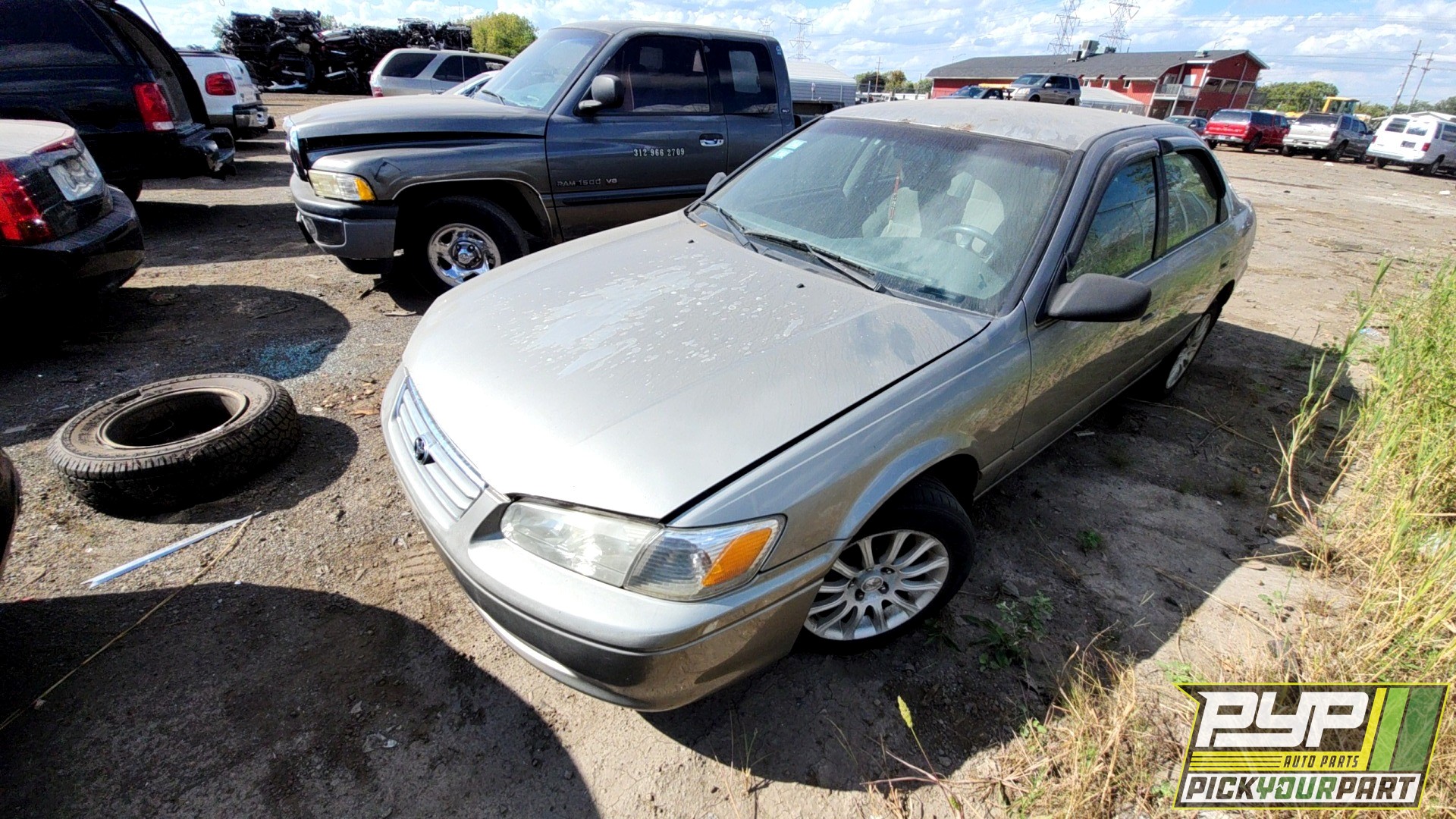 2000 TOYOTA CAMRY available for parts