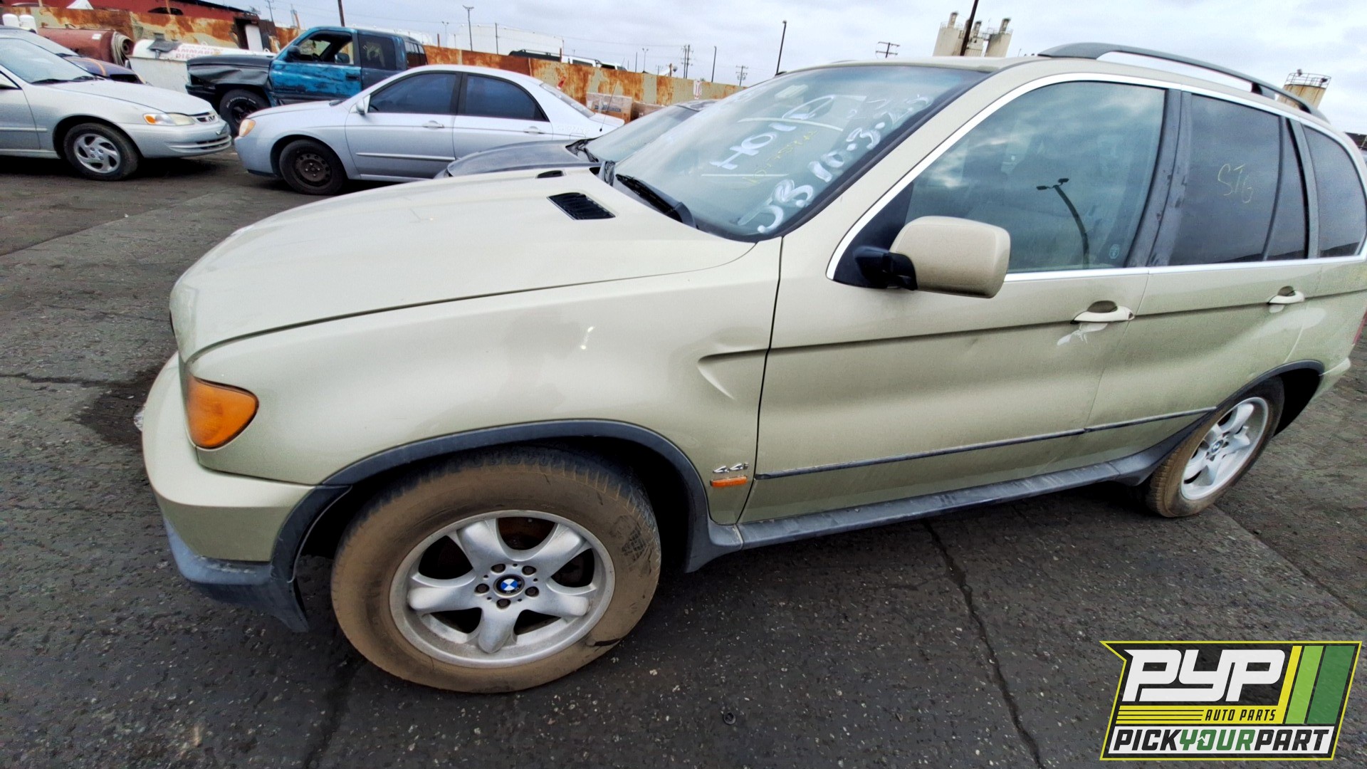 2000 BMW X5 partes disponibles