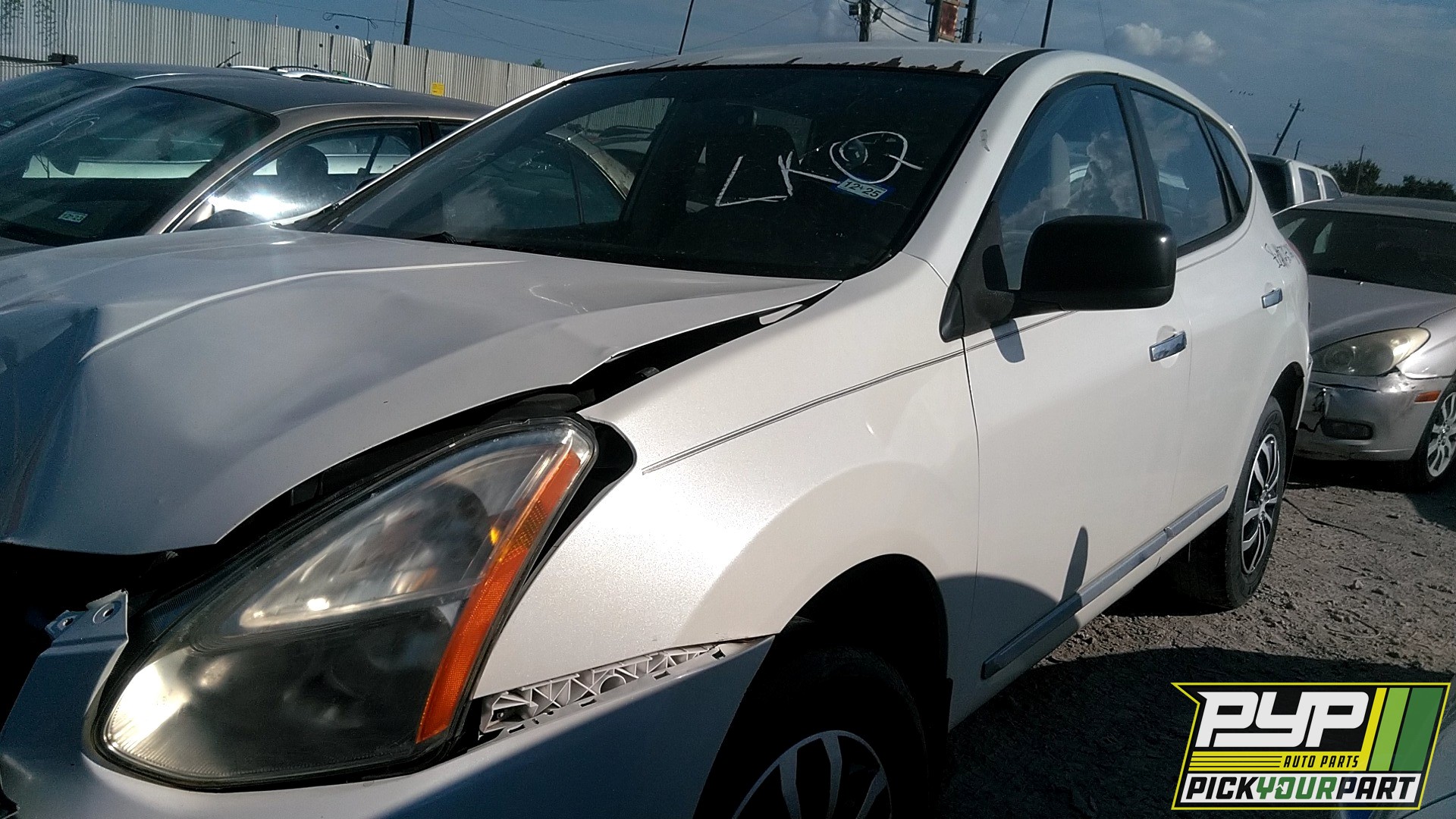 2011 NISSAN ROGUE available for parts