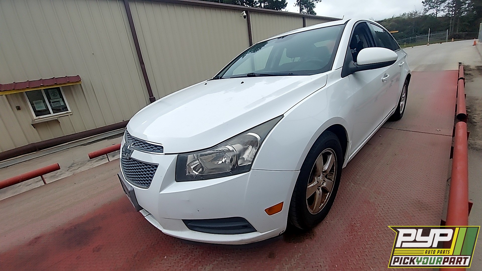 2014 CHEVROLET CRUZE available for parts