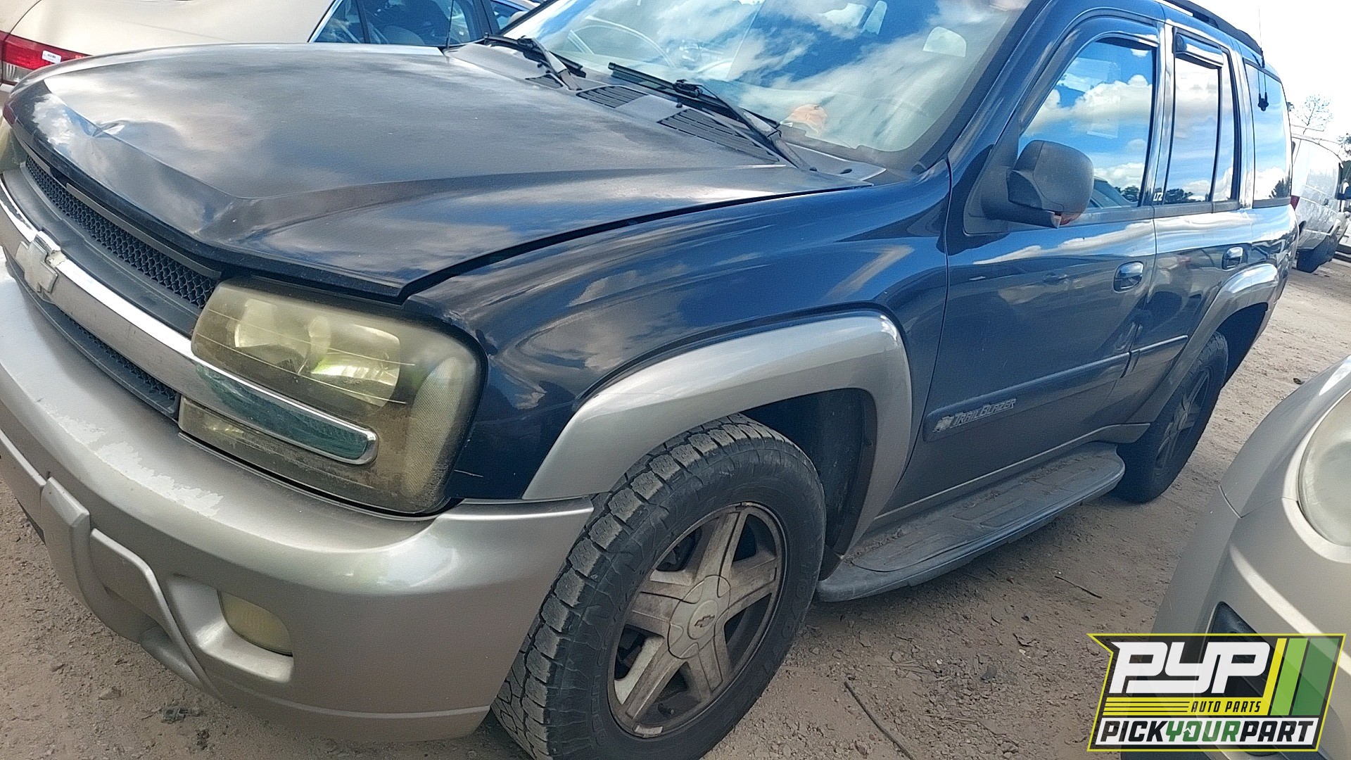 2002 CHEVROLET TRAILBLAZER available for parts