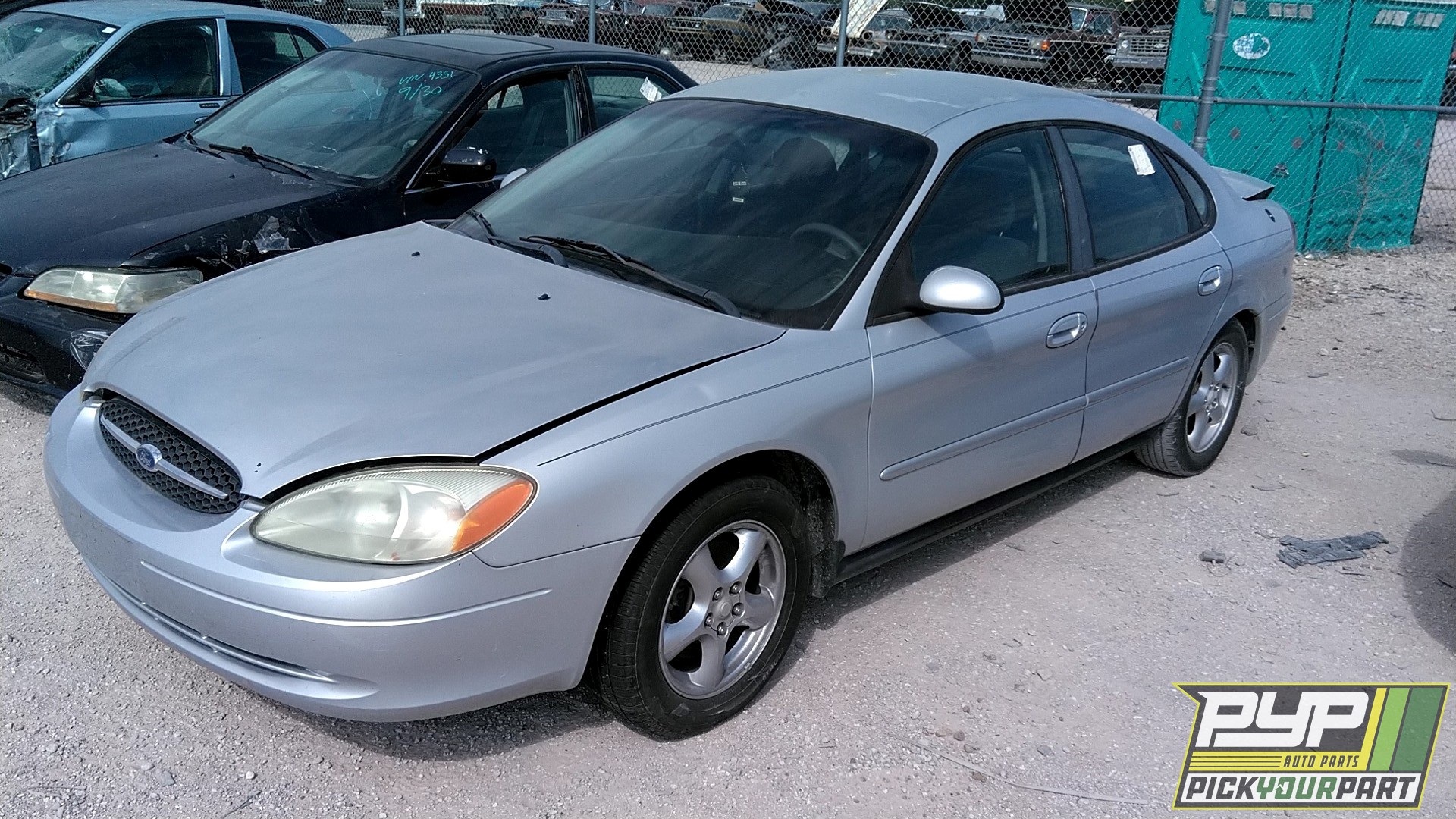 2002 FORD TAURUS partes disponibles
