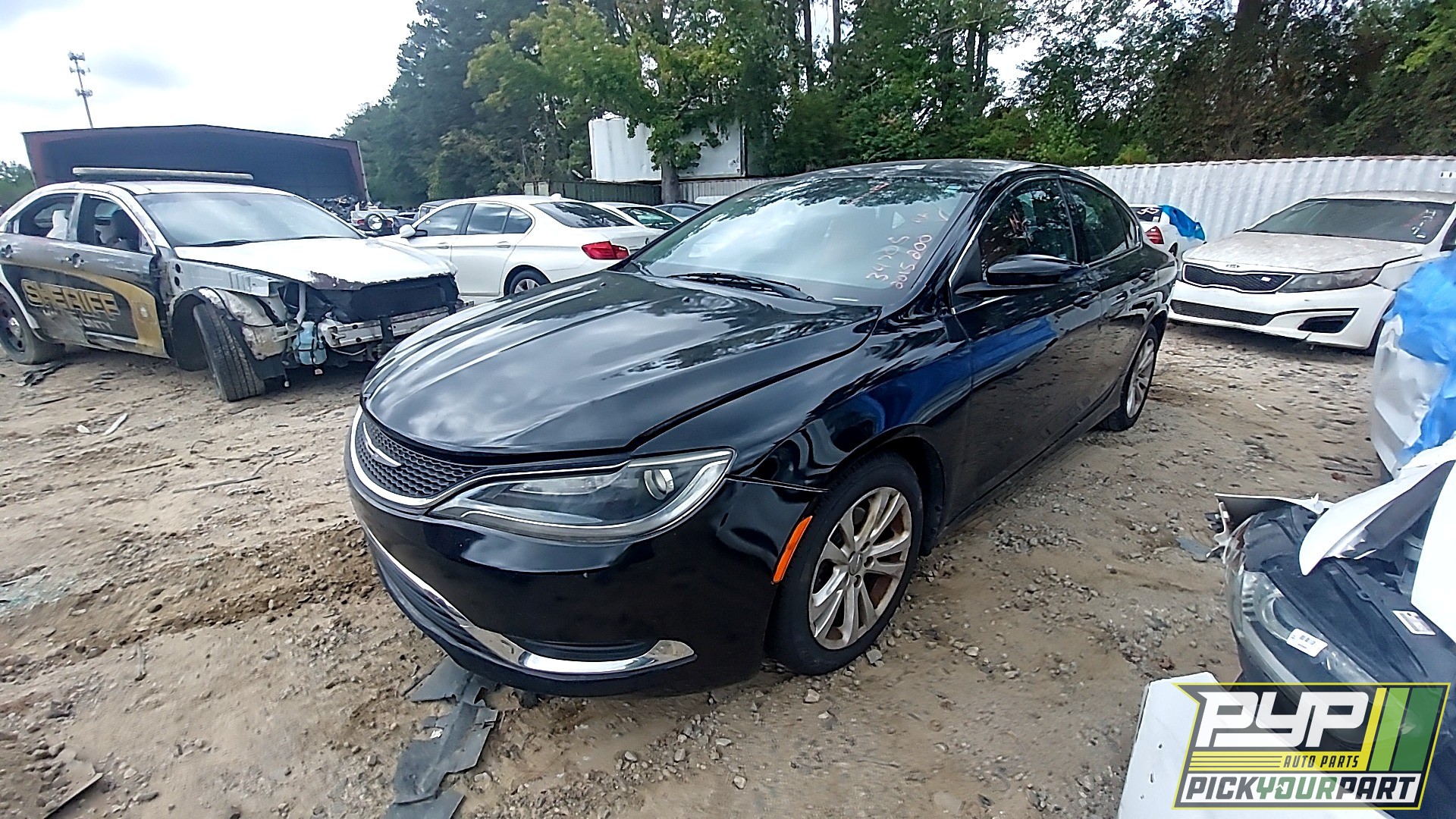 2015 CHRYSLER 200 partes disponibles