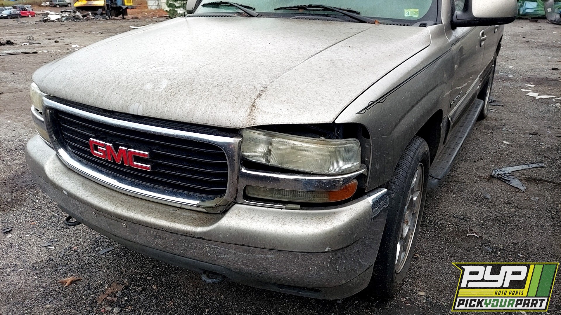 2001 GMC YUKON XL 1500 available for parts