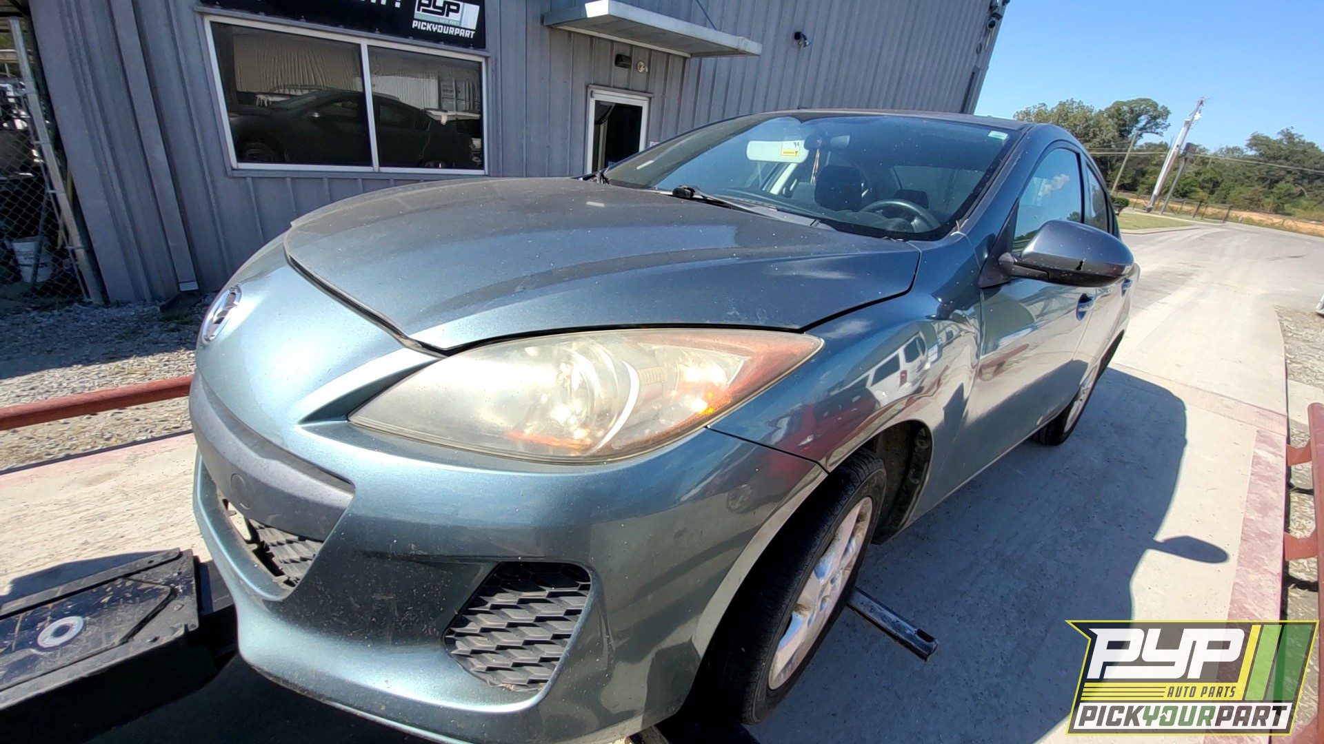 2012 MAZDA 3 available for parts