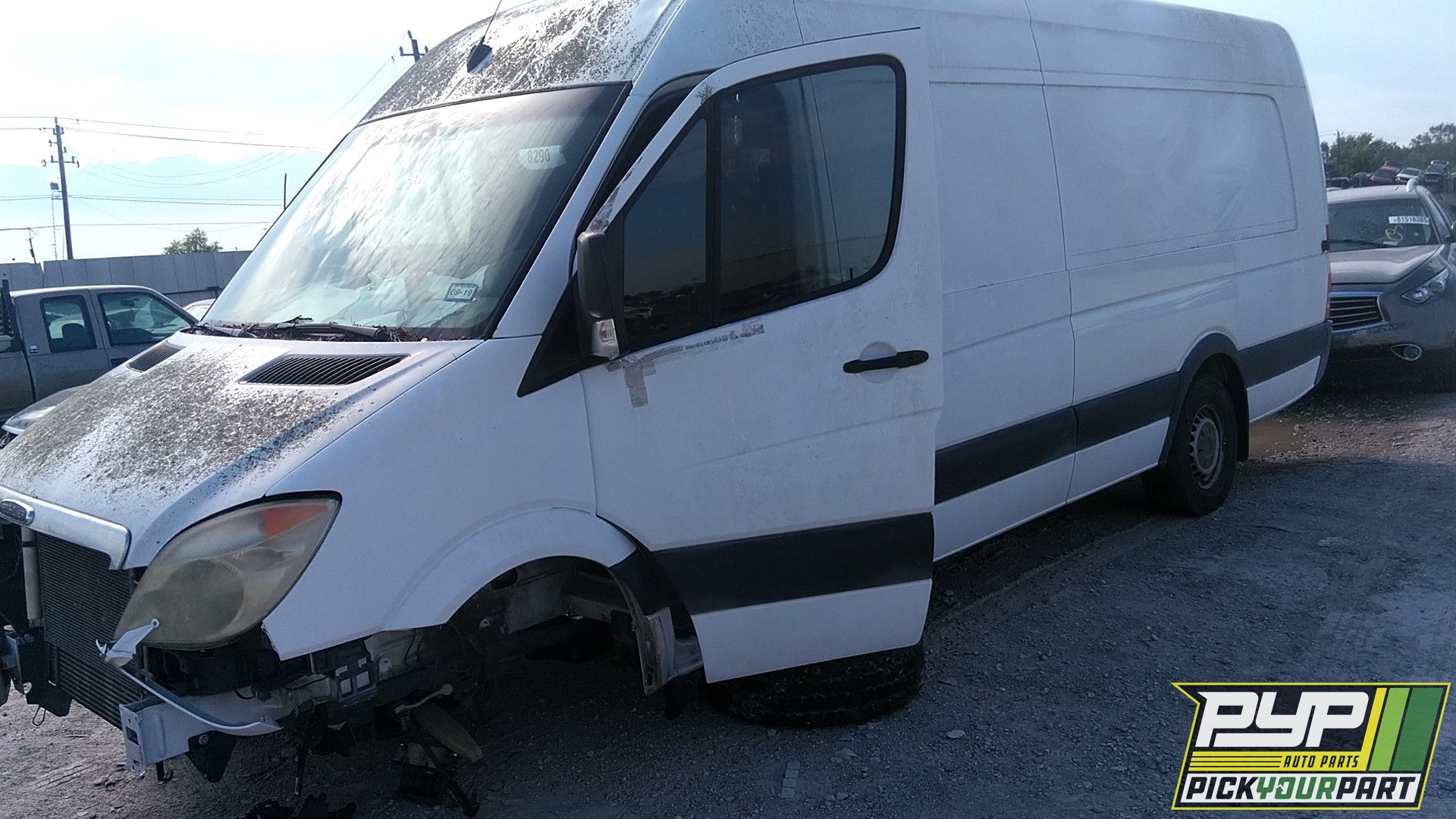 2011 FREIGHTLINER SPRINTER 2500 available for parts