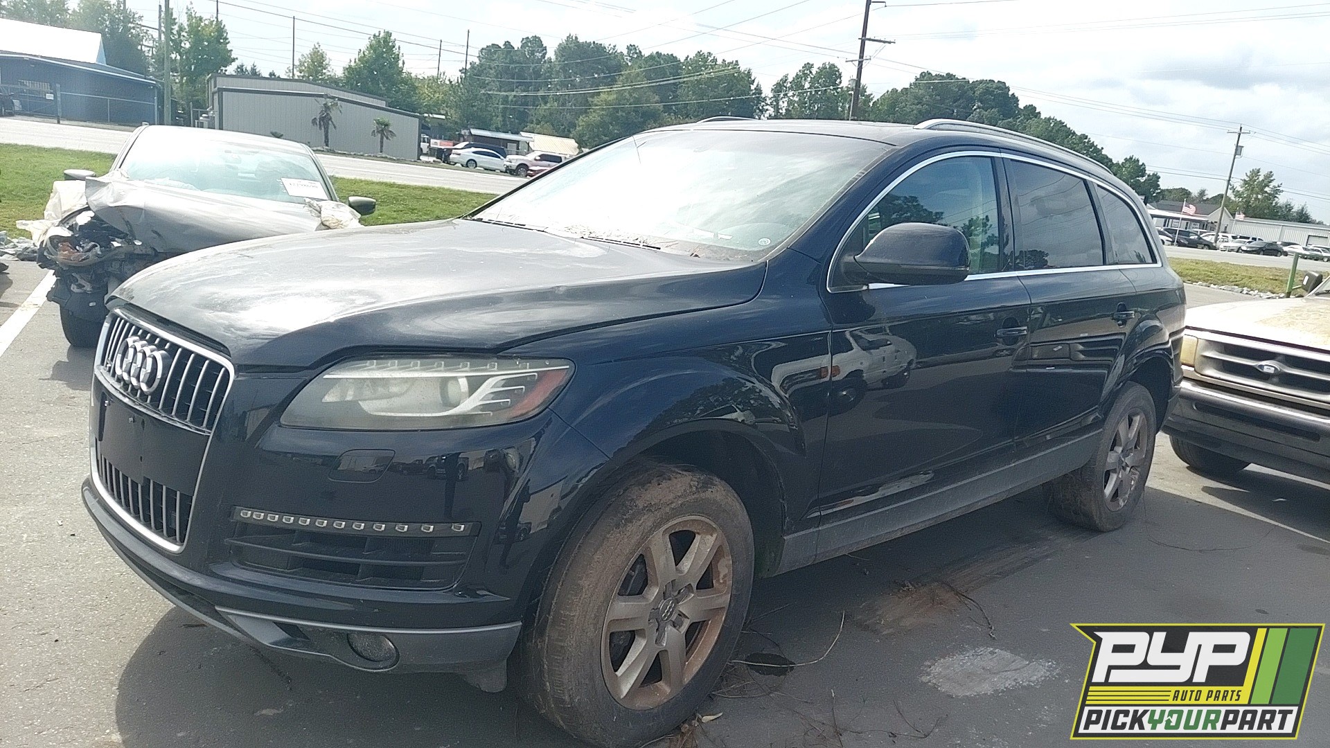 2013 AUDI Q7 available for parts