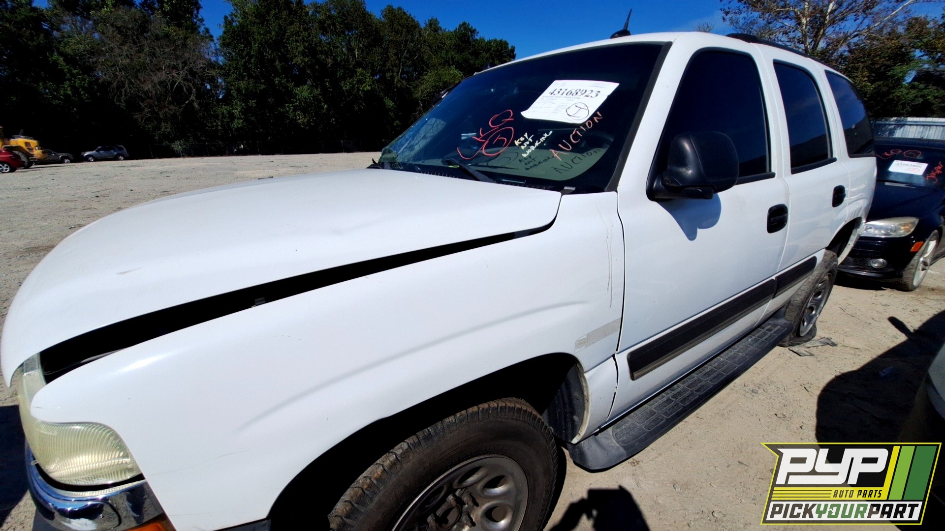 2005 CHEVROLET TAHOE available for parts
