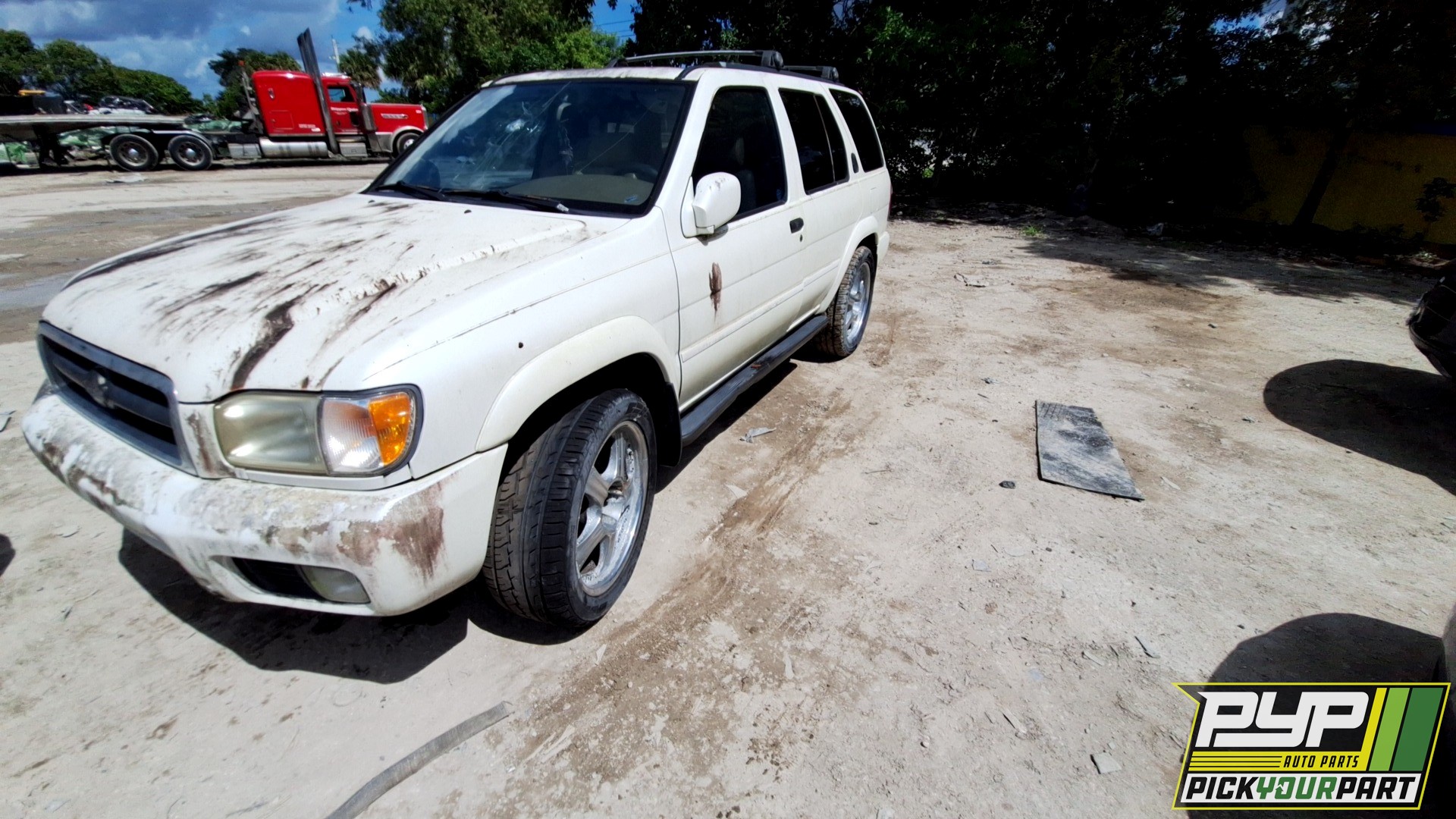 2000 NISSAN PATHFINDER available for parts