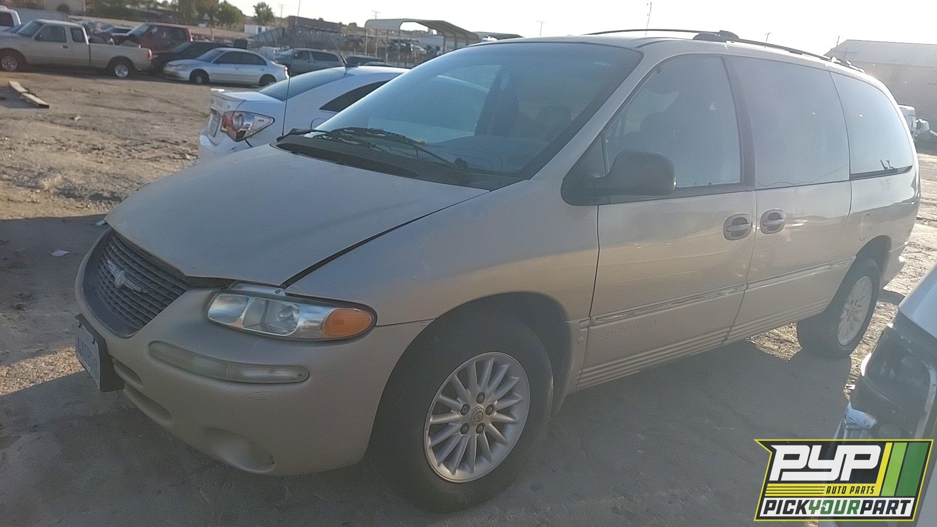 2000 CHRYSLER TOWN & COUNTRY partes disponibles