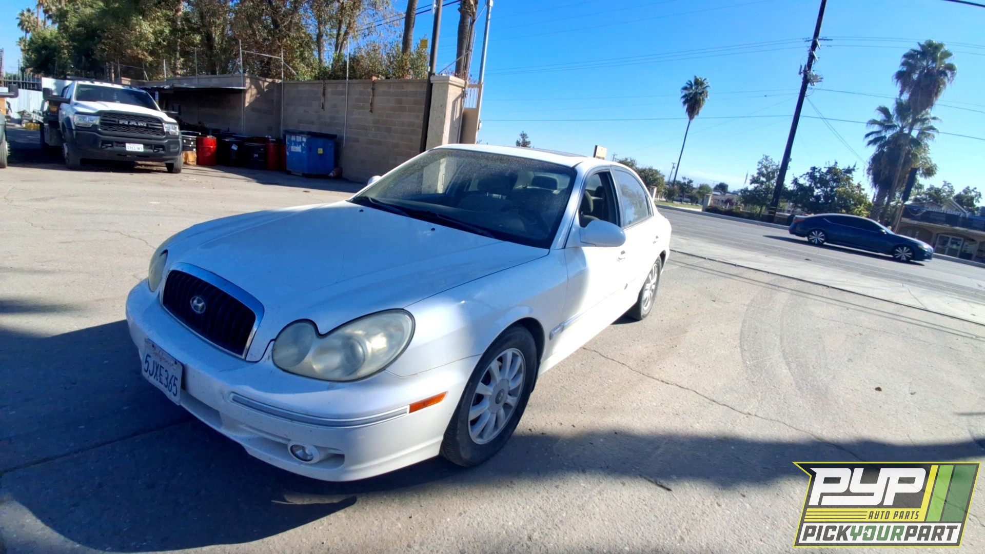 2004 HYUNDAI SONATA available for parts