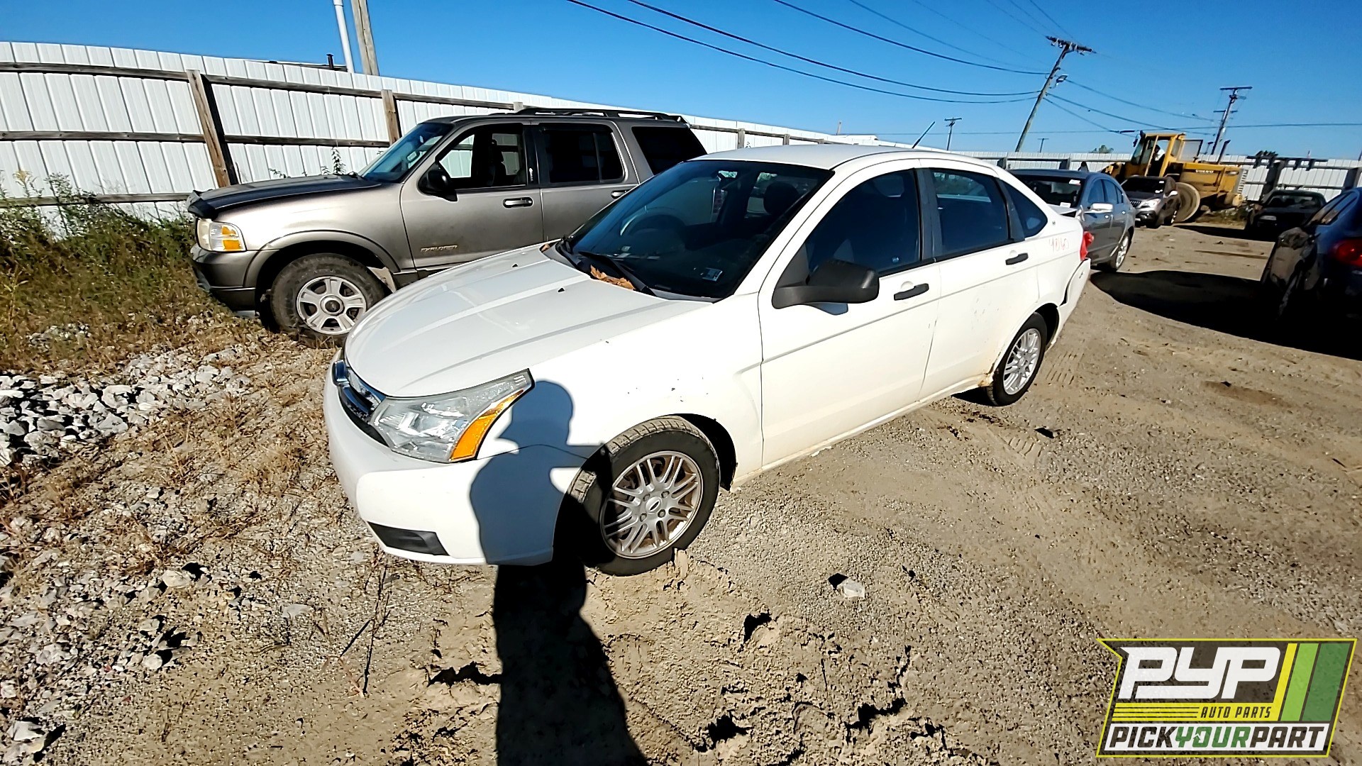 2009 FORD FOCUS available for parts