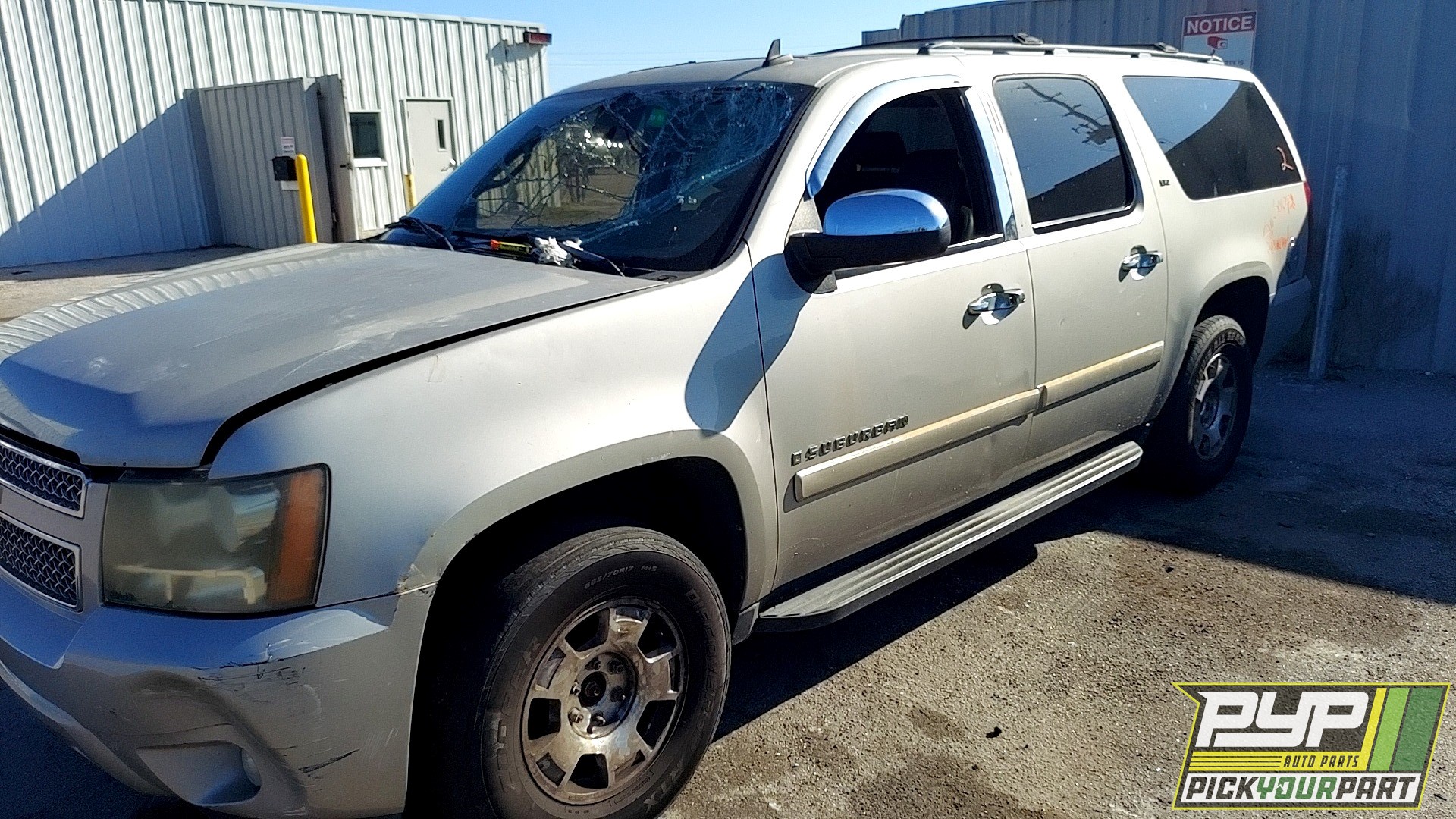 2008 CHEVROLET SUBURBAN 1500 available for parts