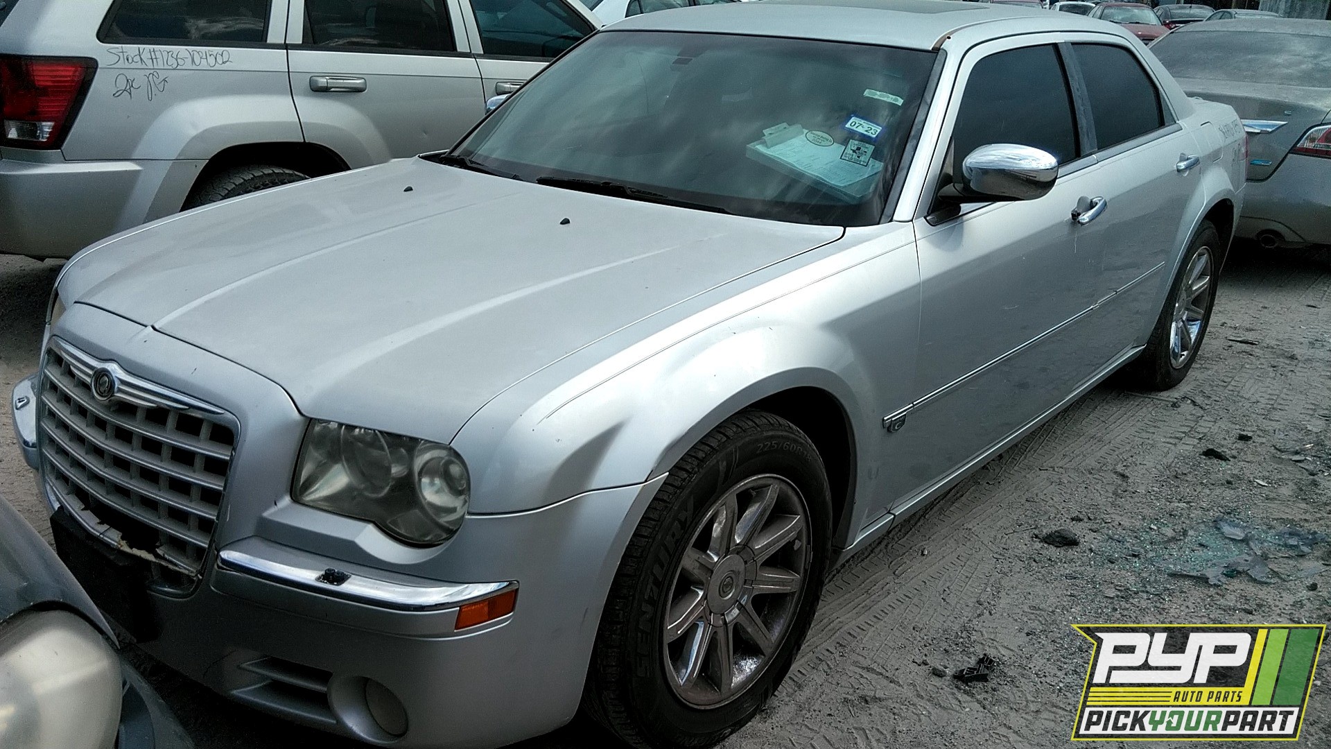 2005 CHRYSLER 300 partes disponibles