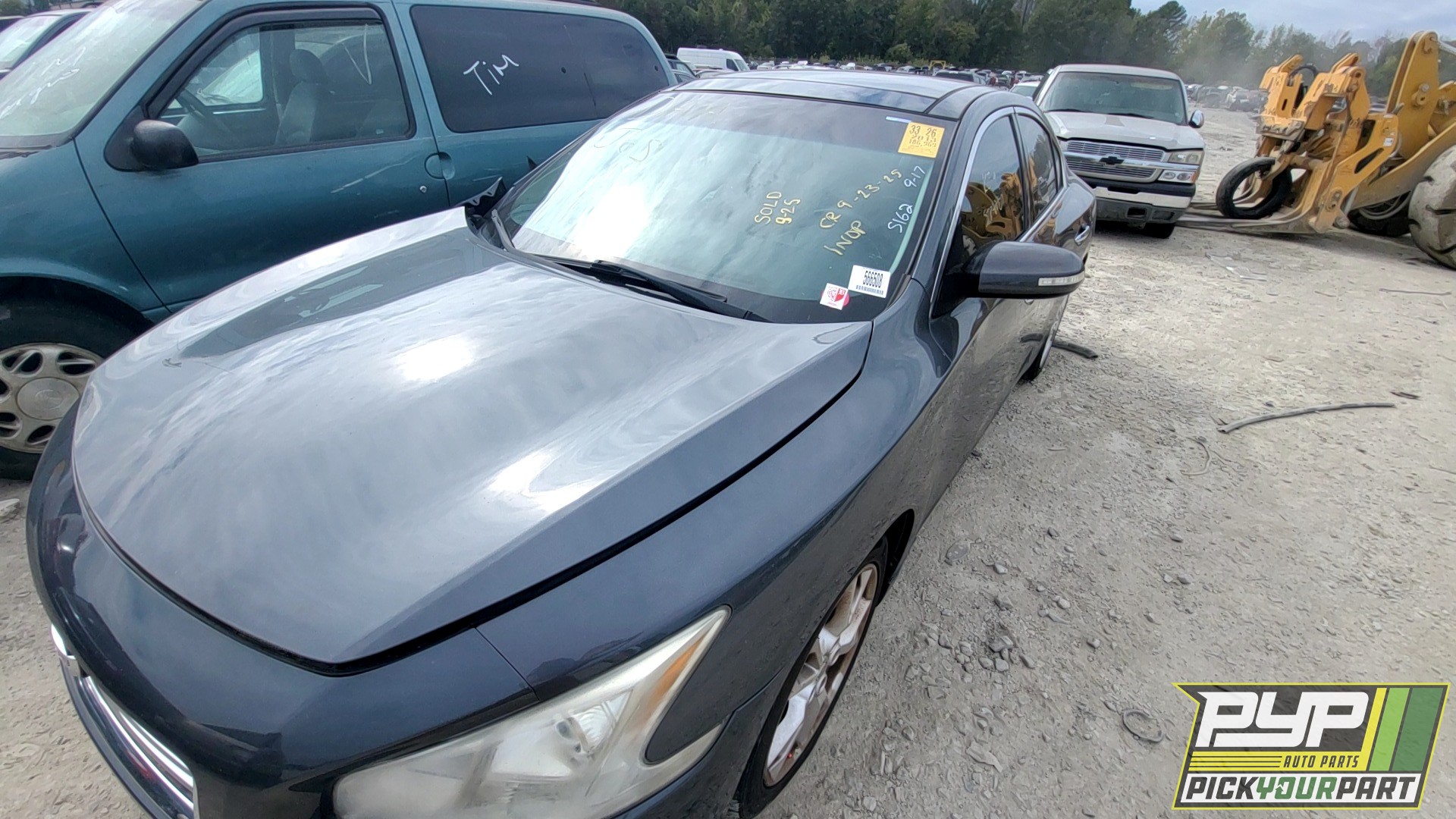 2013 NISSAN MAXIMA available for parts