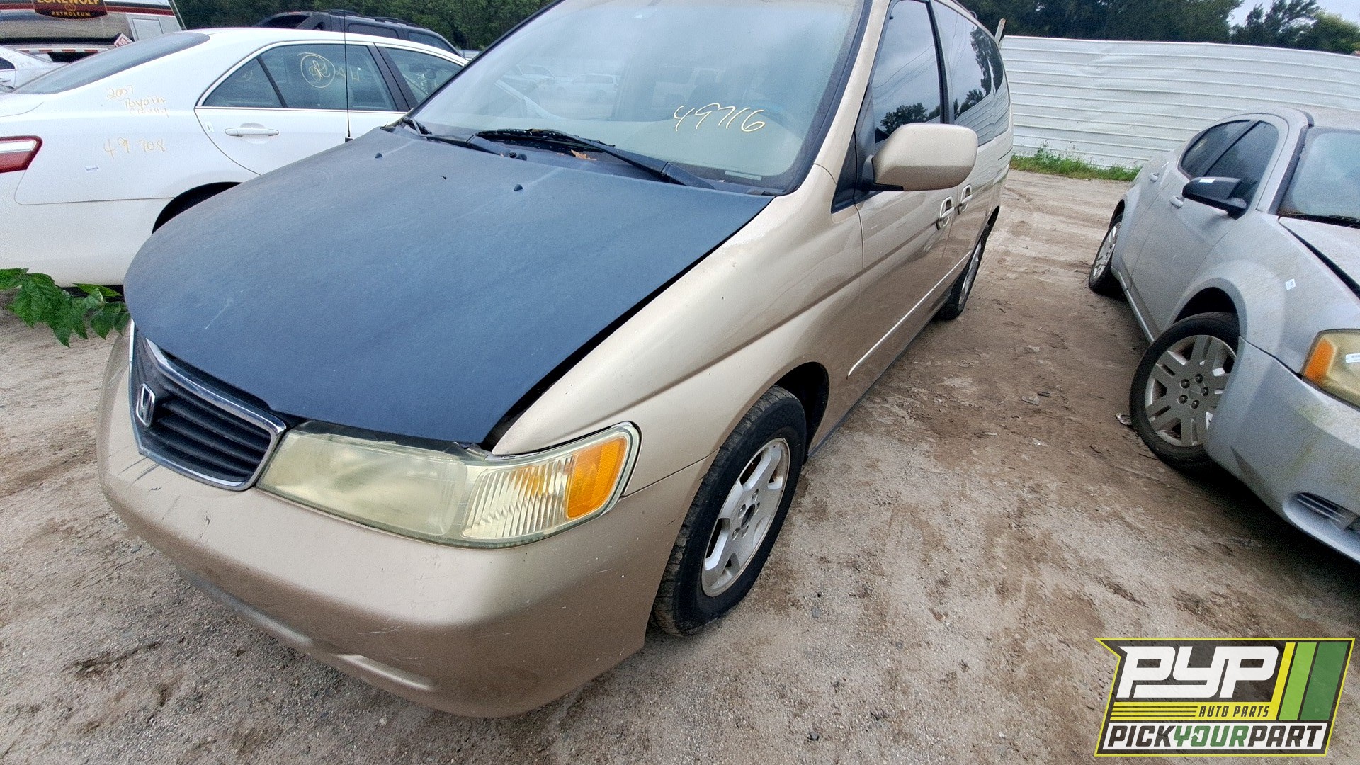 2000 HONDA ODYSSEY available for parts