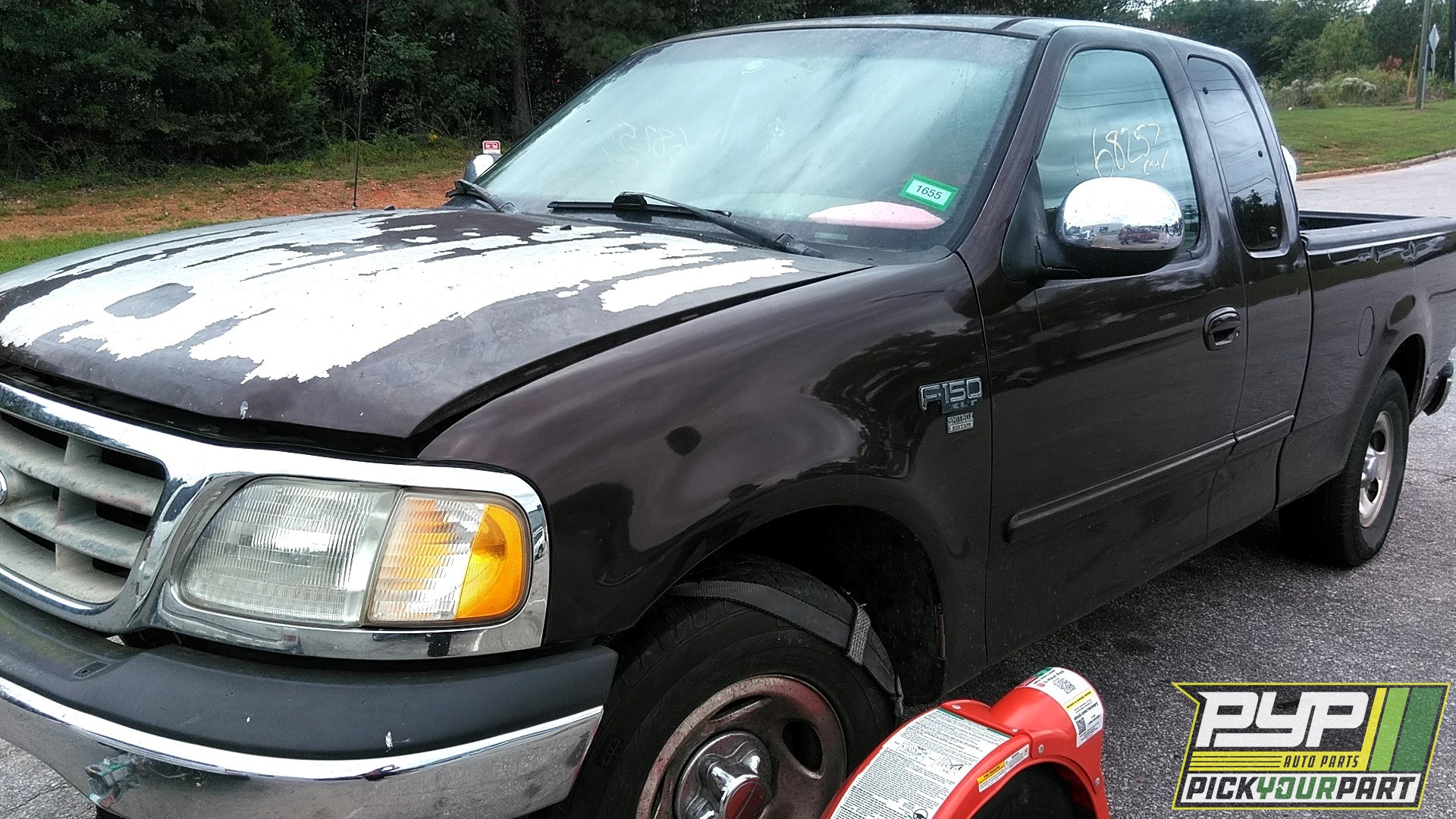 2000 FORD F-150 available for parts