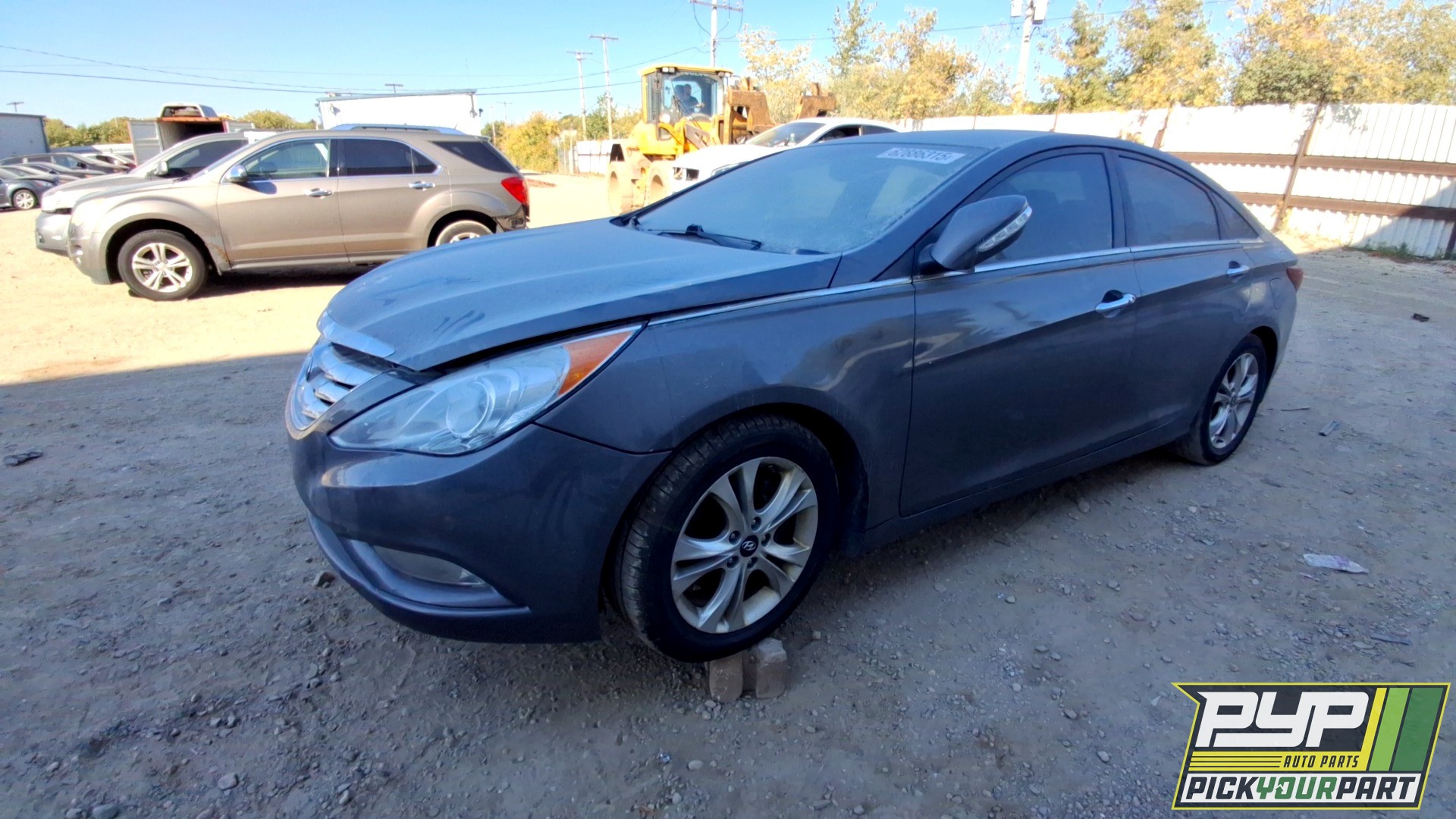 2011 HYUNDAI SONATA available for parts