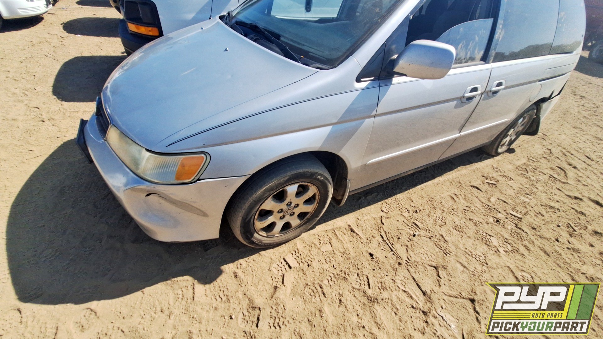 2002 HONDA ODYSSEY available for parts