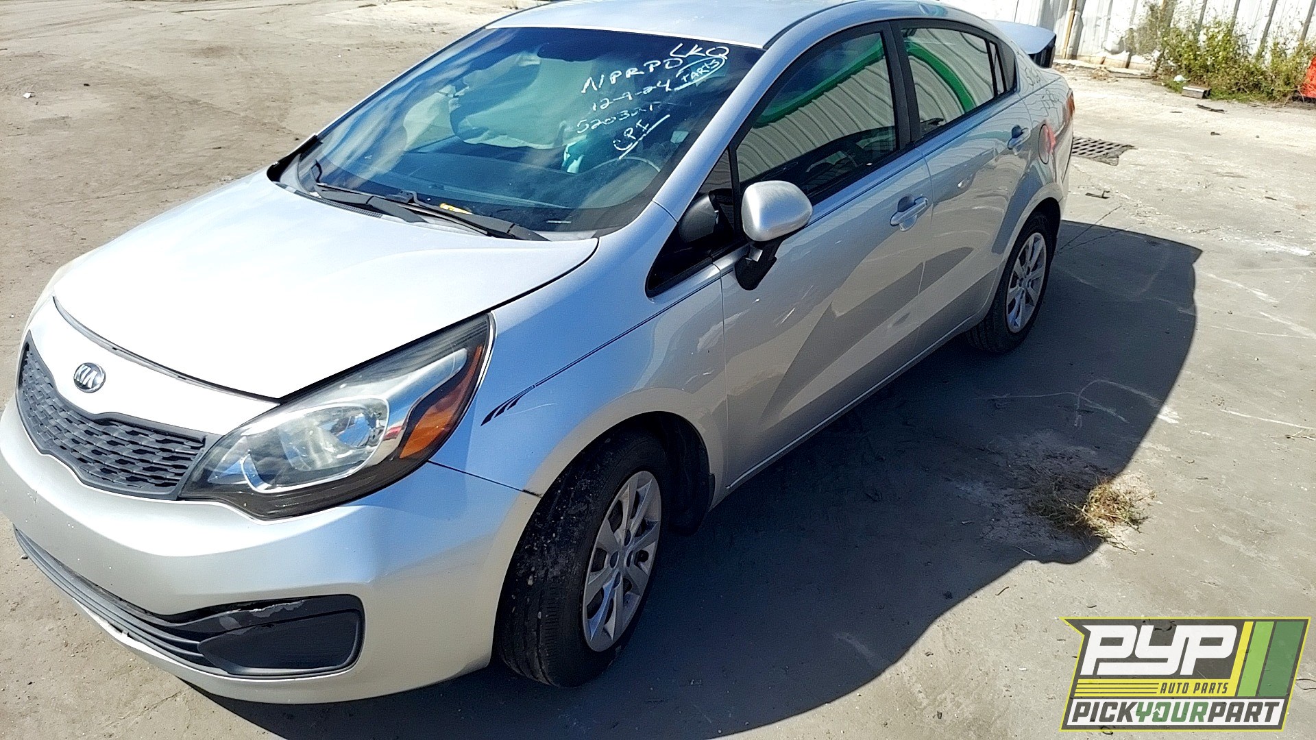 2015 KIA RIO available for parts