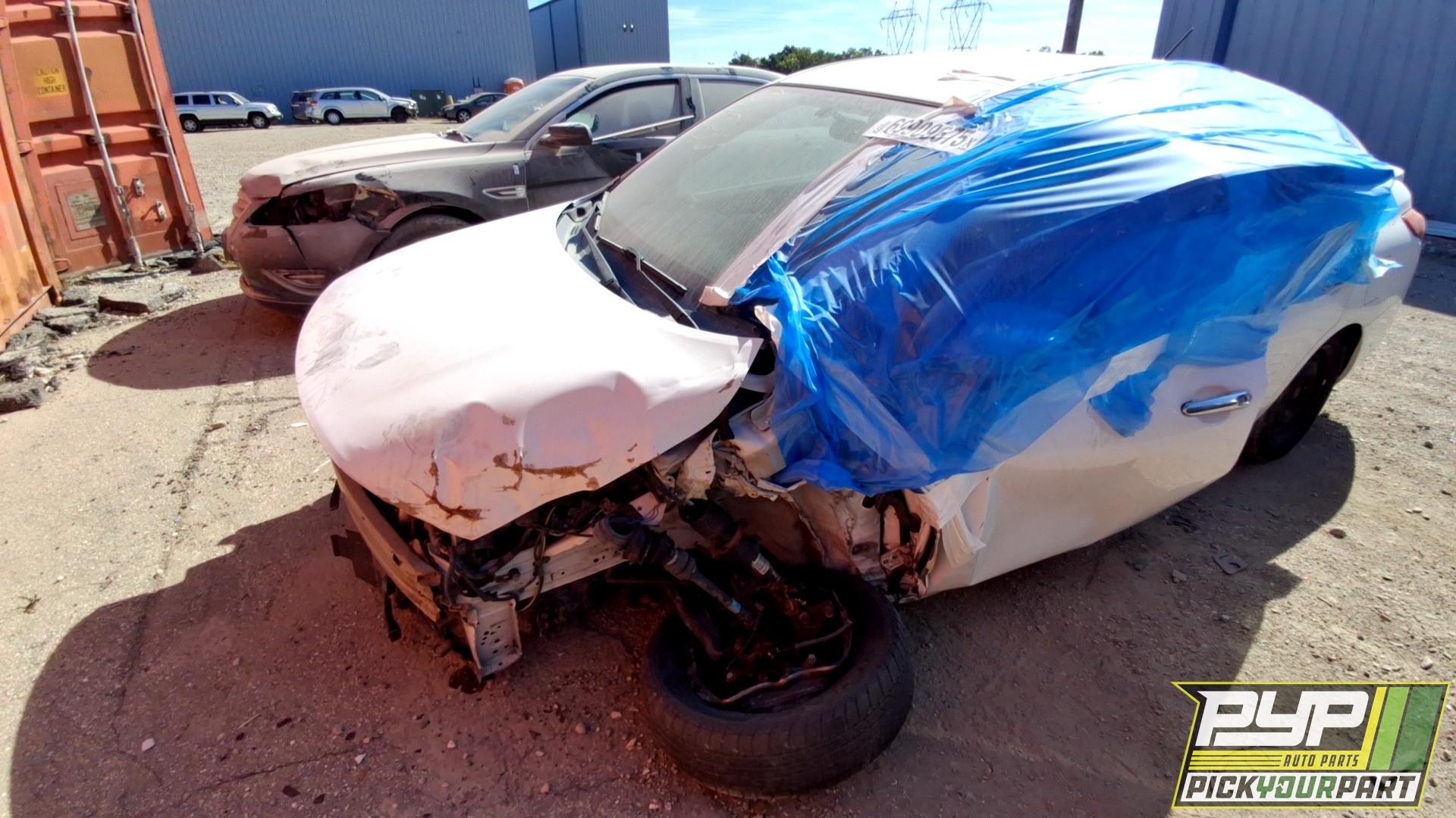 2019 NISSAN VERSA partes disponibles