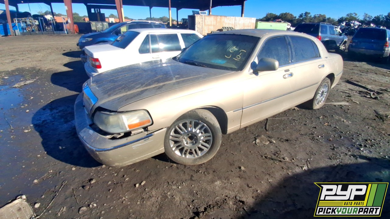 2006 LINCOLN TOWN CAR partes disponibles