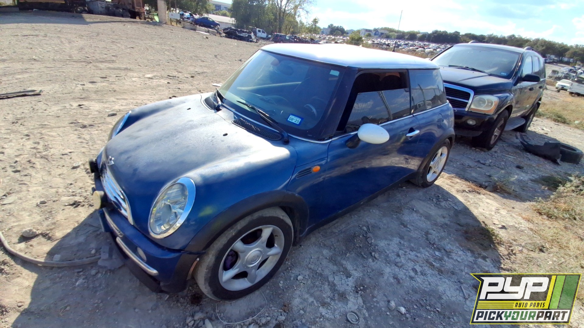 2004 MINI COOPER partes disponibles