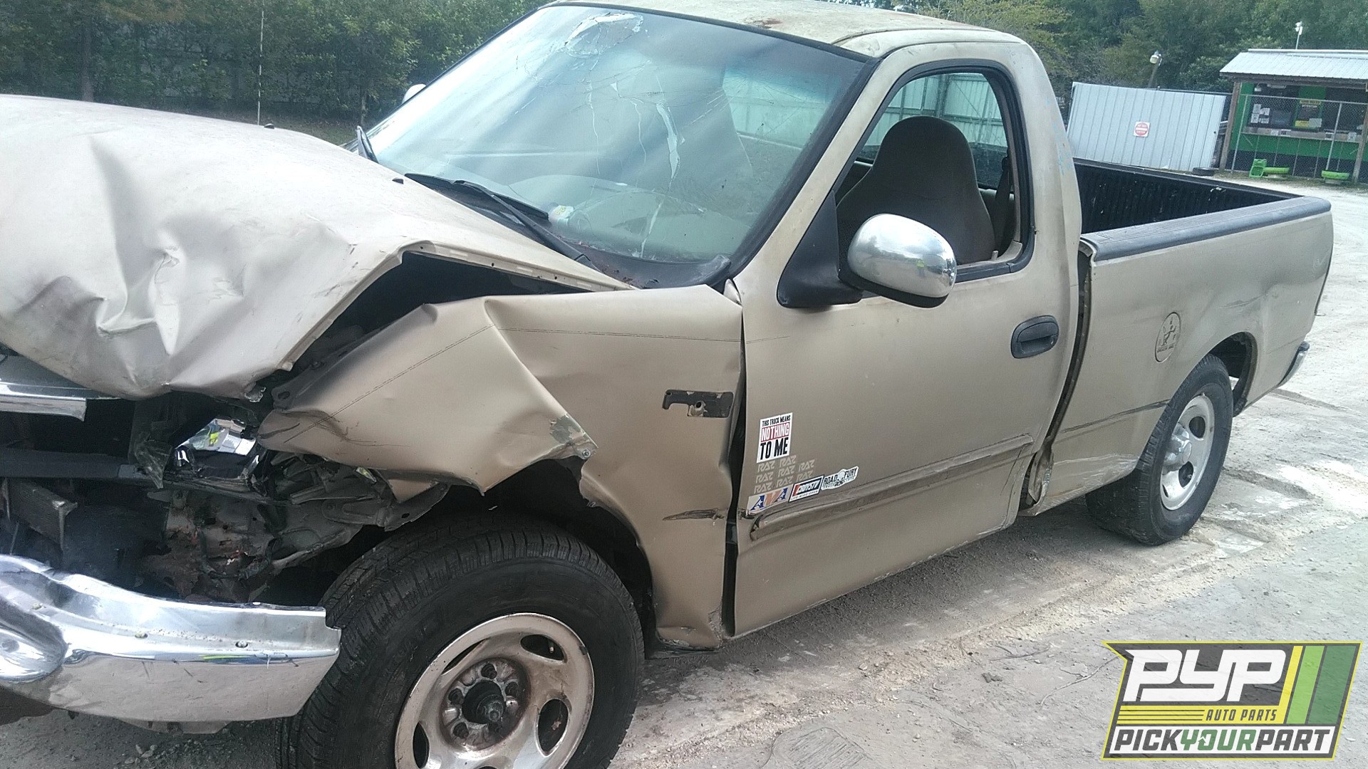 2000 FORD F-150 available for parts
