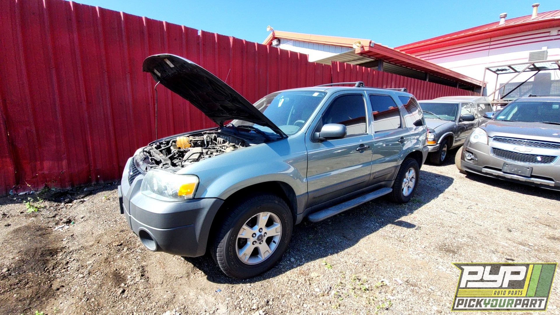 2006 FORD ESCAPE available for parts