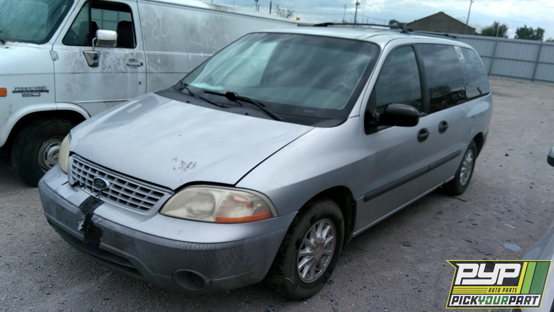 2001 FORD WINDSTAR available for parts