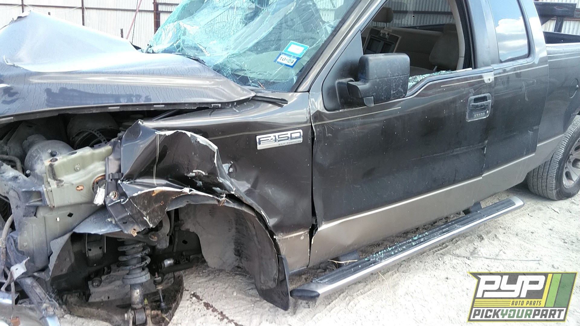 2006 FORD F-150 available for parts