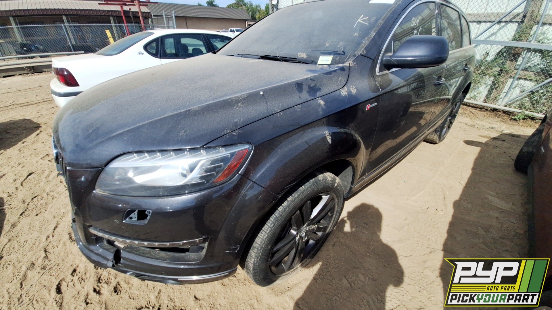 2015 AUDI Q7 available for parts
